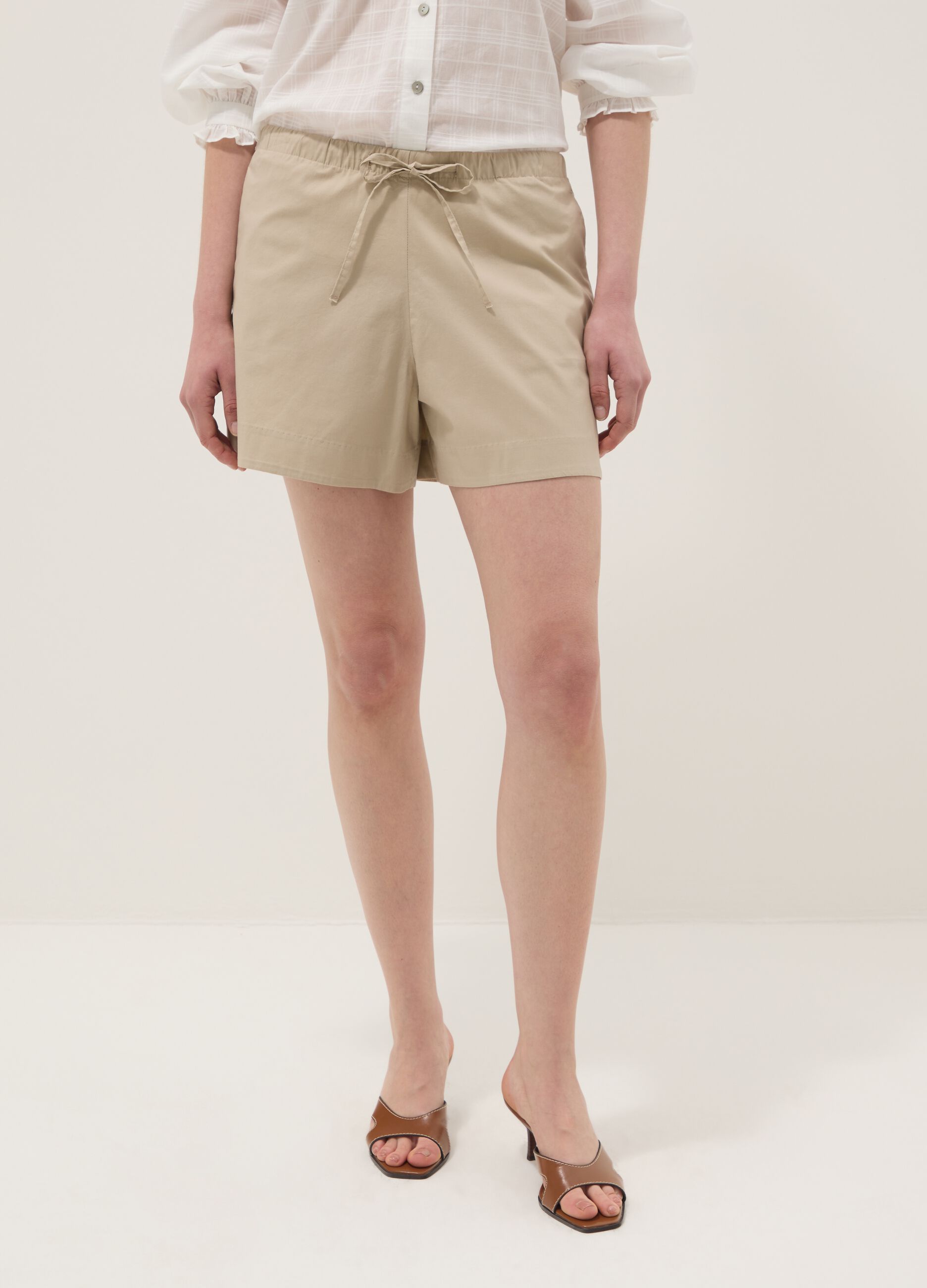 Beige stretch cotton shorts