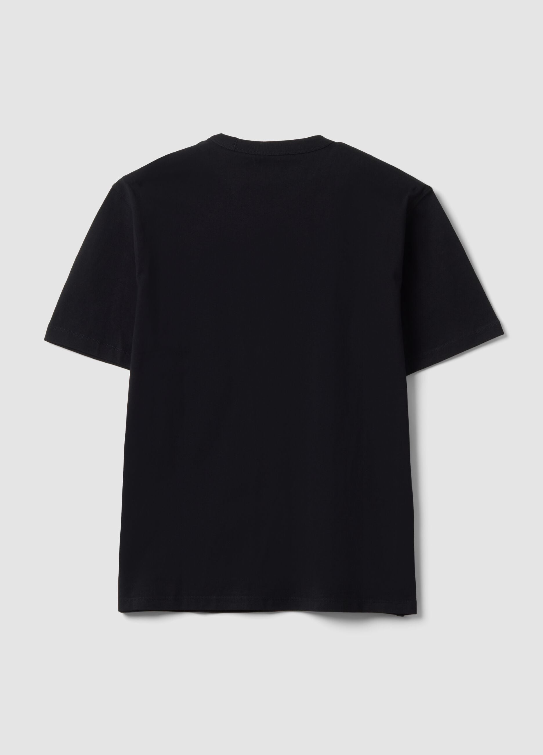 Black pure cotton crew-neck T-shirt with a relaxed fit
