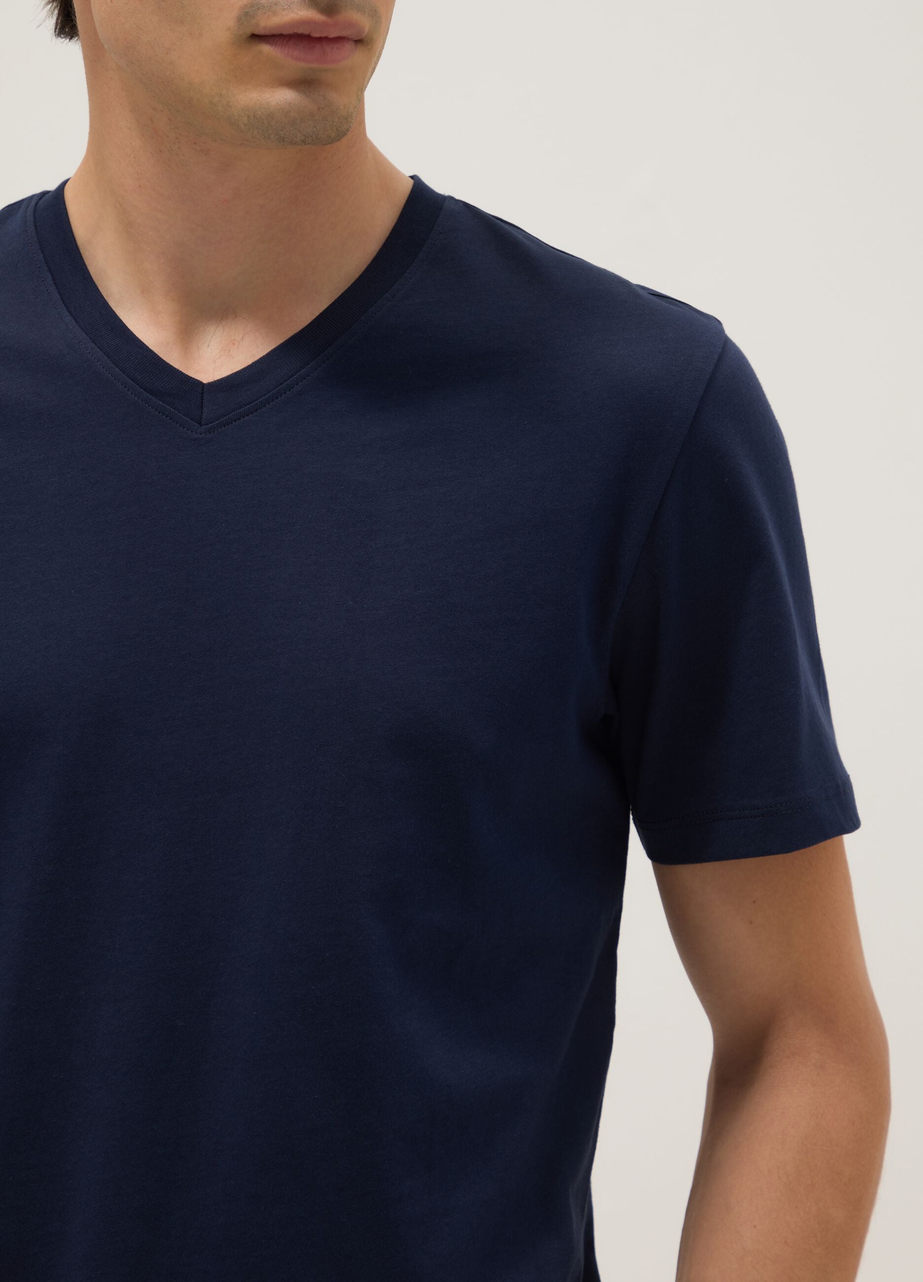 Blue pure cotton regular fit V-neck t-shirt