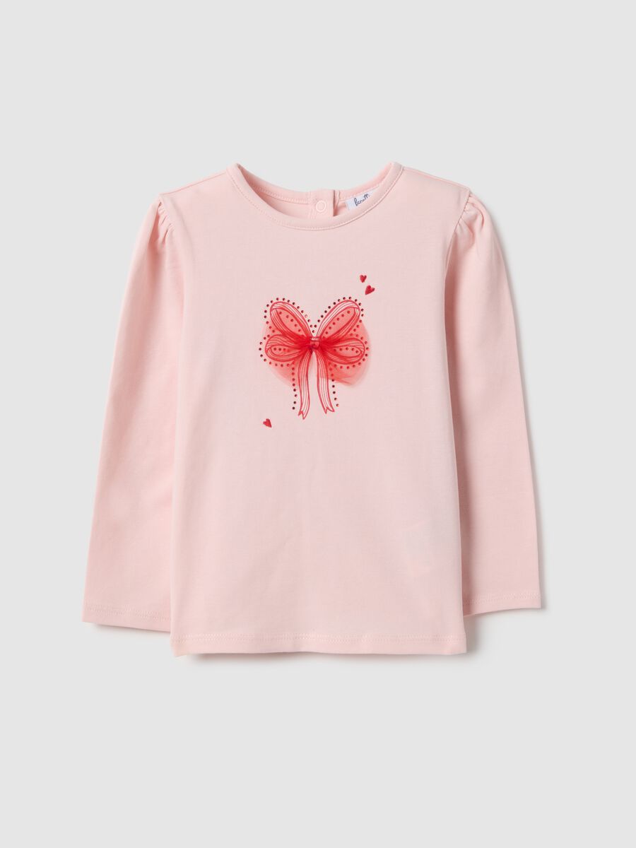 T-shirt rosa a maniche lunghe in cotone elasticizzato con applicazione fiocco _0