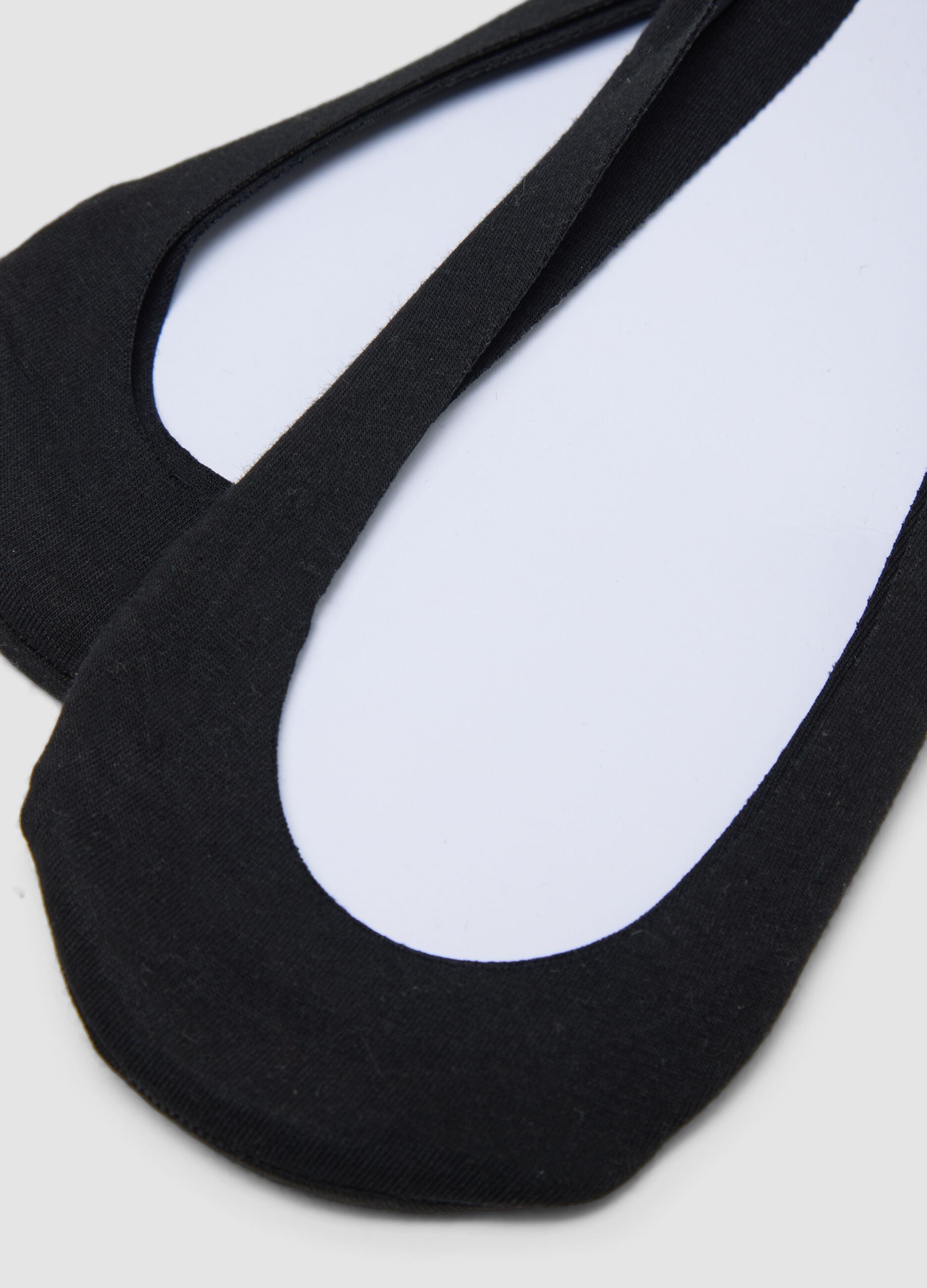 2-pack black invisible socks in stretch cotton blend