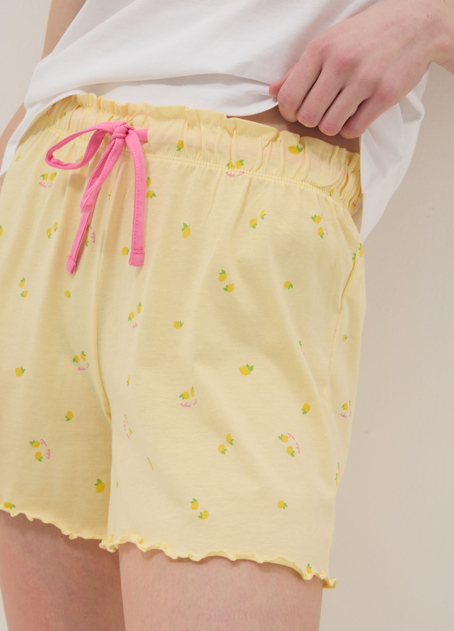 Yellow pure cotton pyjama shorts with lemon print and pink drawstring