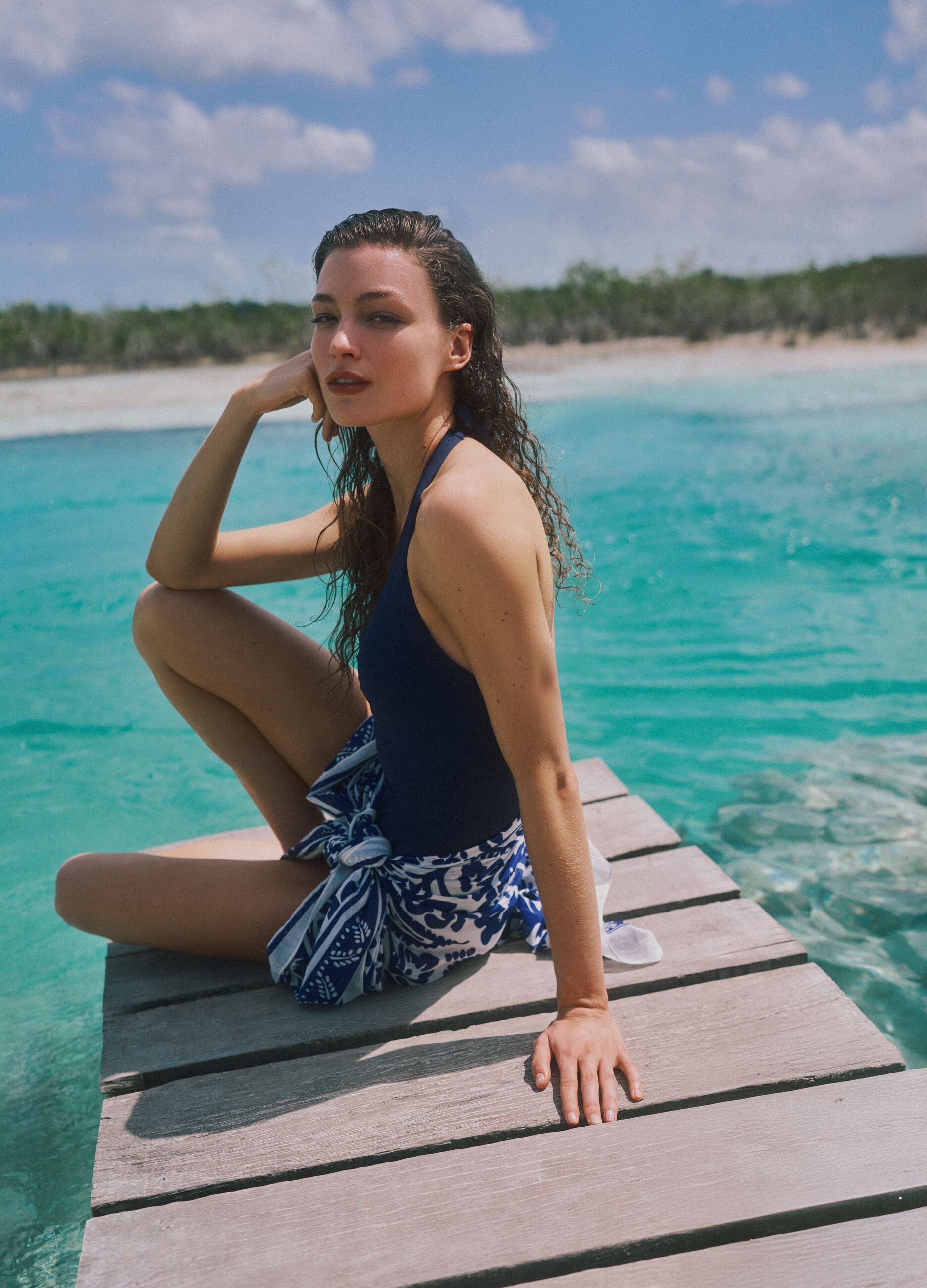Blue and white pure cotton pareo