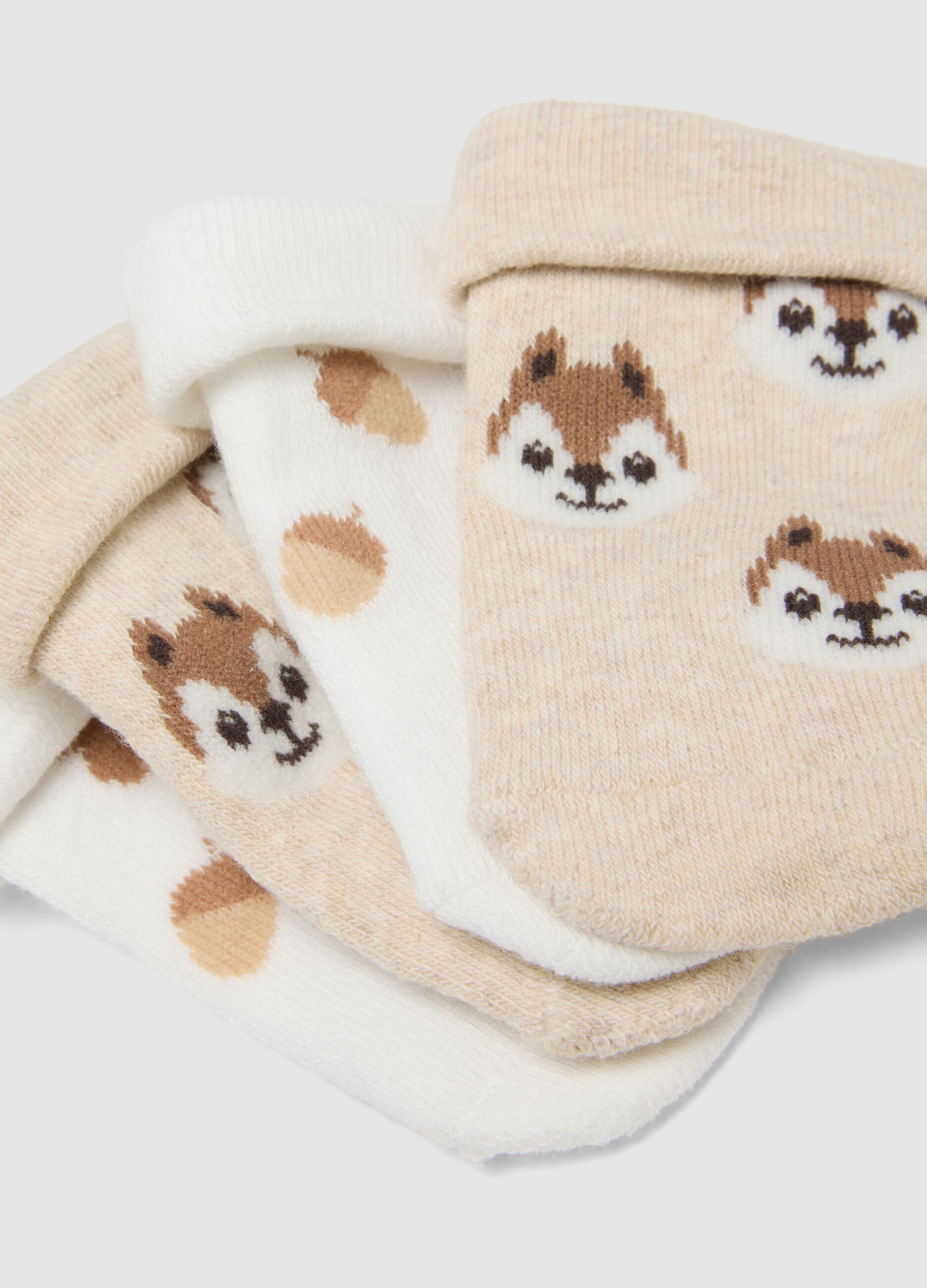 3-pack of multicolour short organic cotton blend socks for baby and toddler