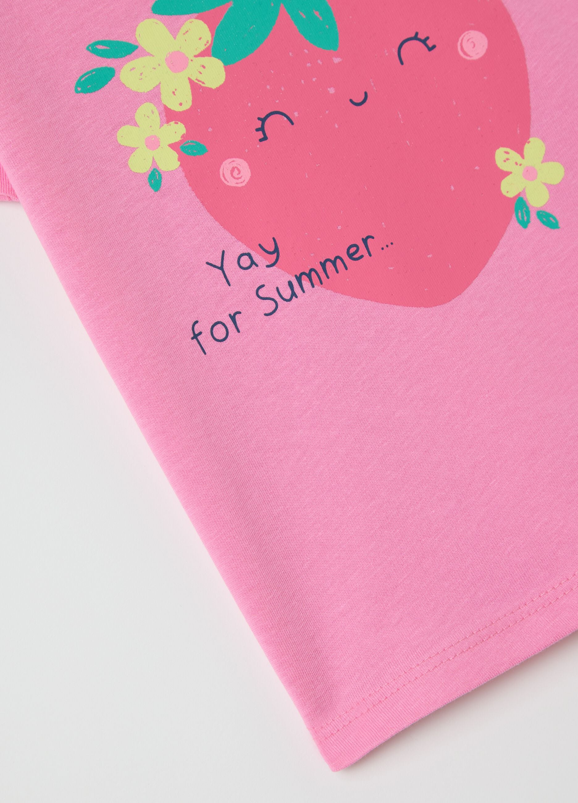 Cotton T-shirt with strawberry print