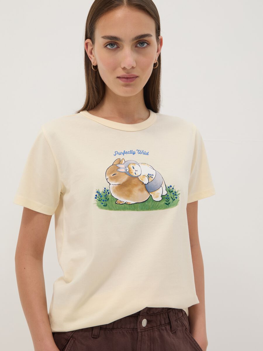 Beige pure cotton regular-fit T-shirt with cute animal print_2