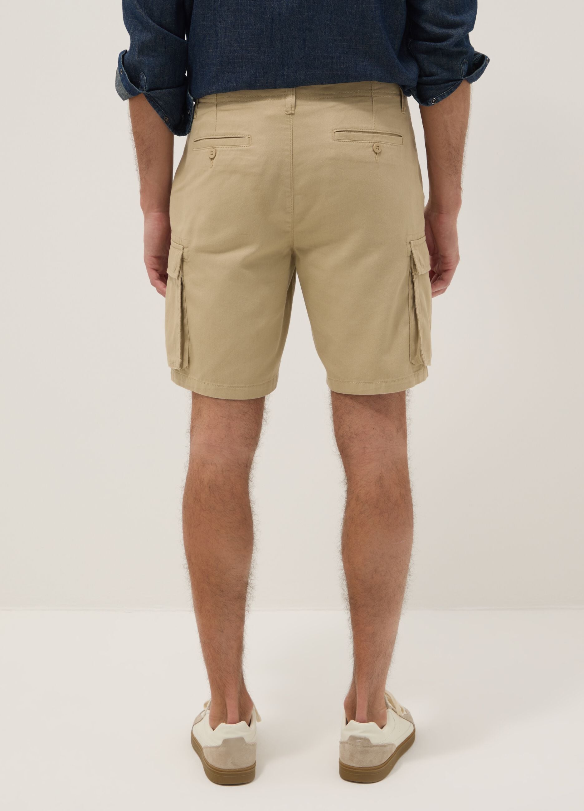 Beige pure cotton cargo shorts, regular fit