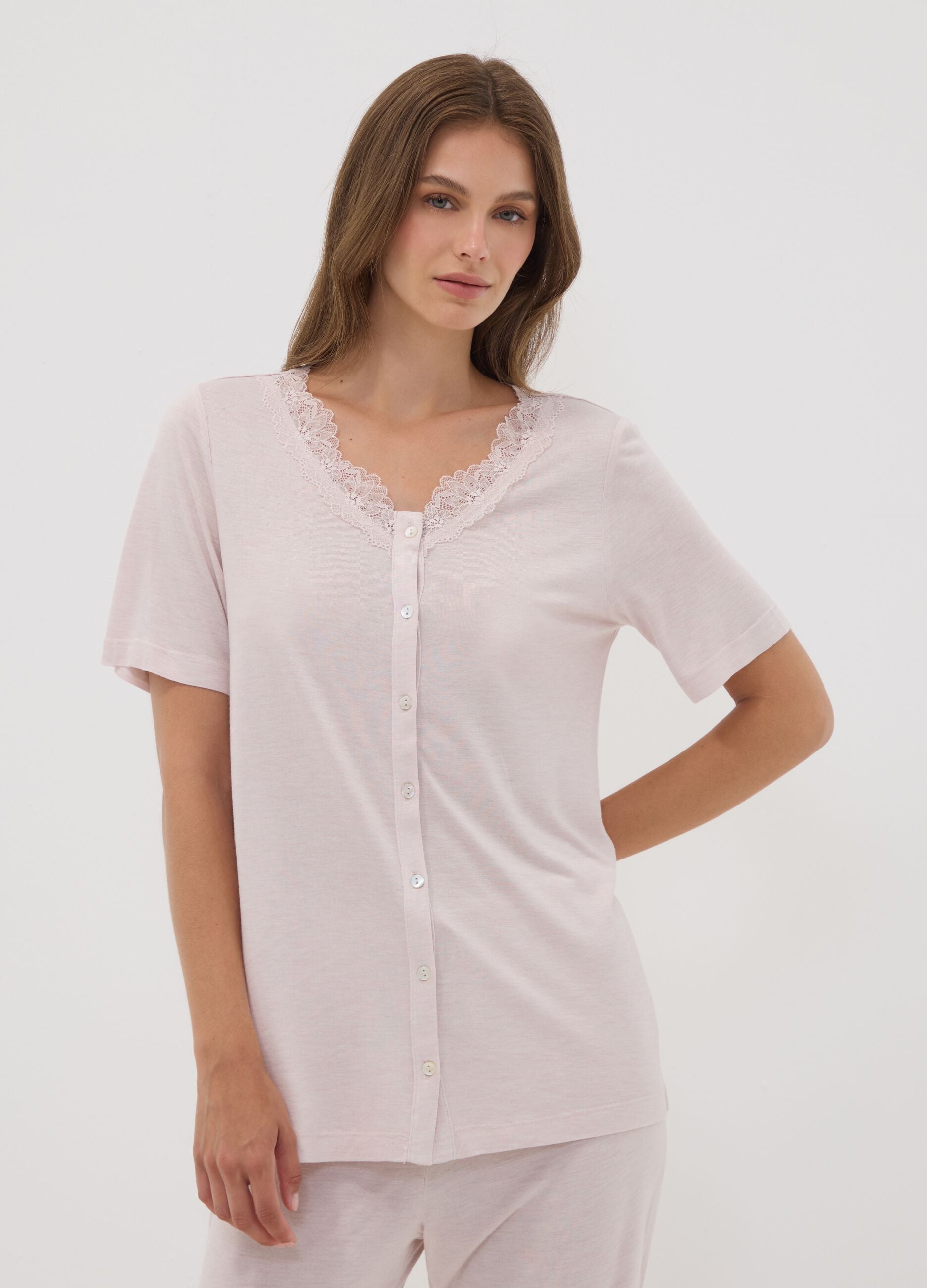 Pink pure viscose pyjama with lace V-neck, regular fit