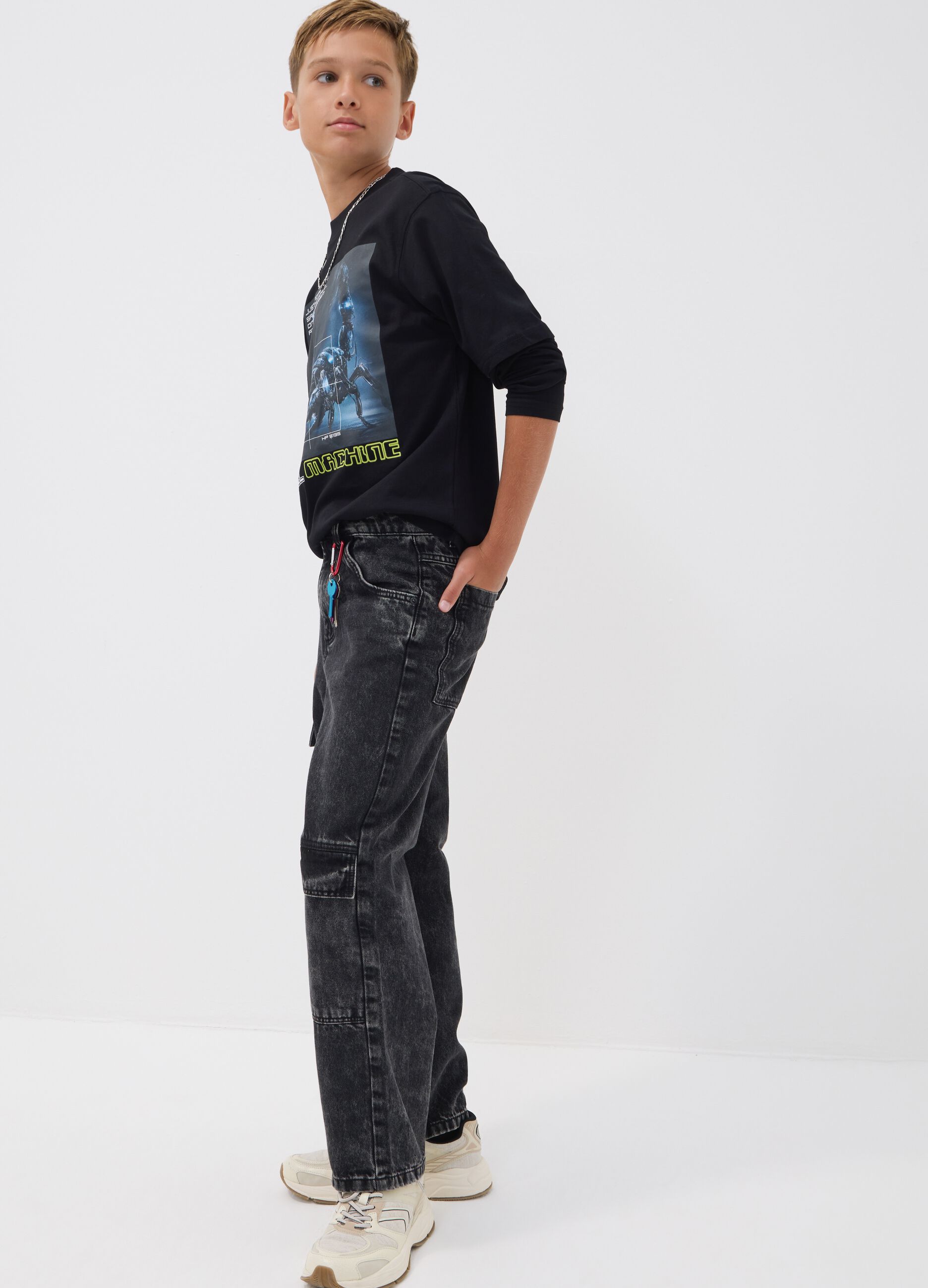 Black pure cotton cargo jeans, skater fit