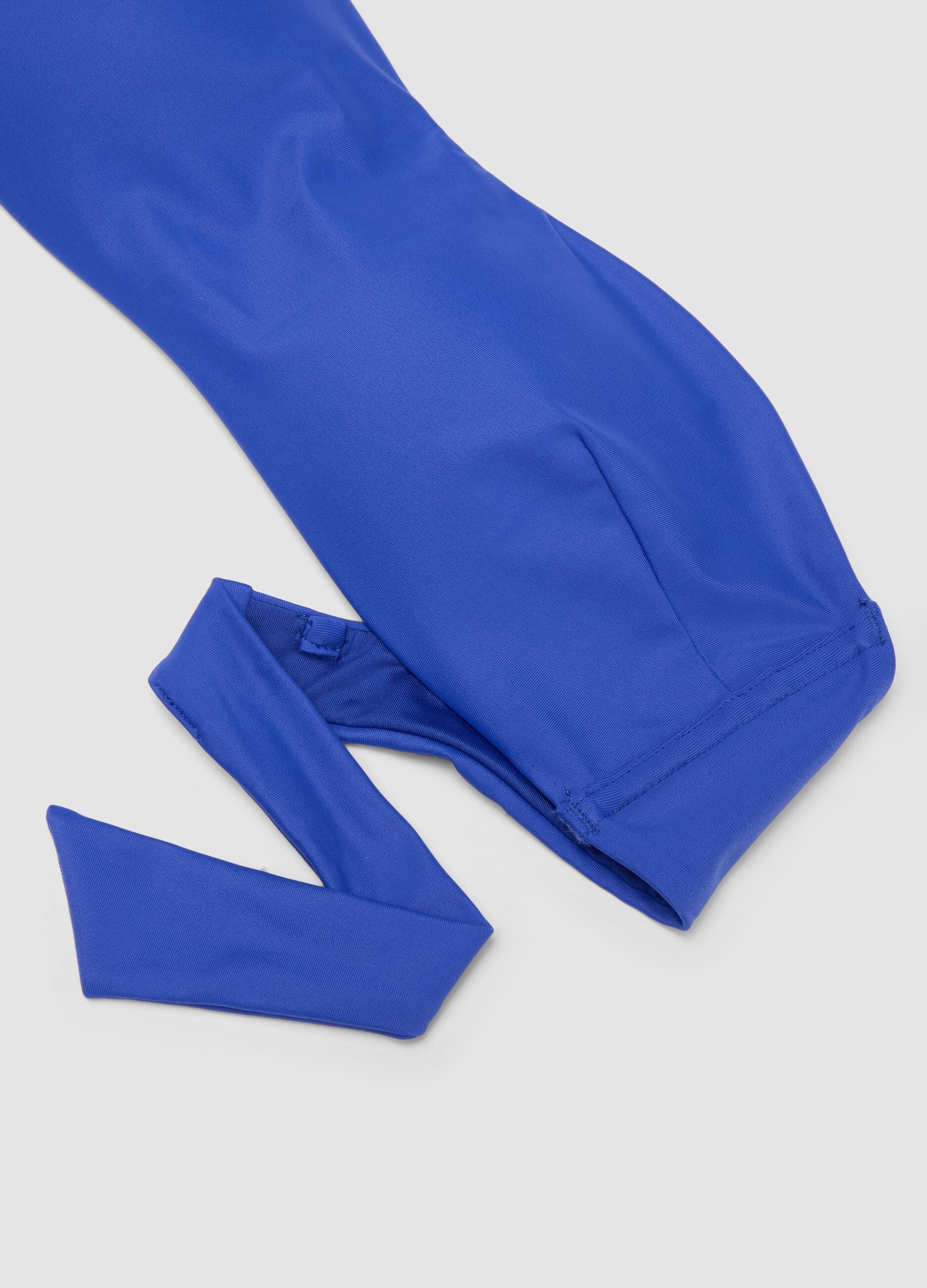 Blue bandeau bikini top in stretch fabric