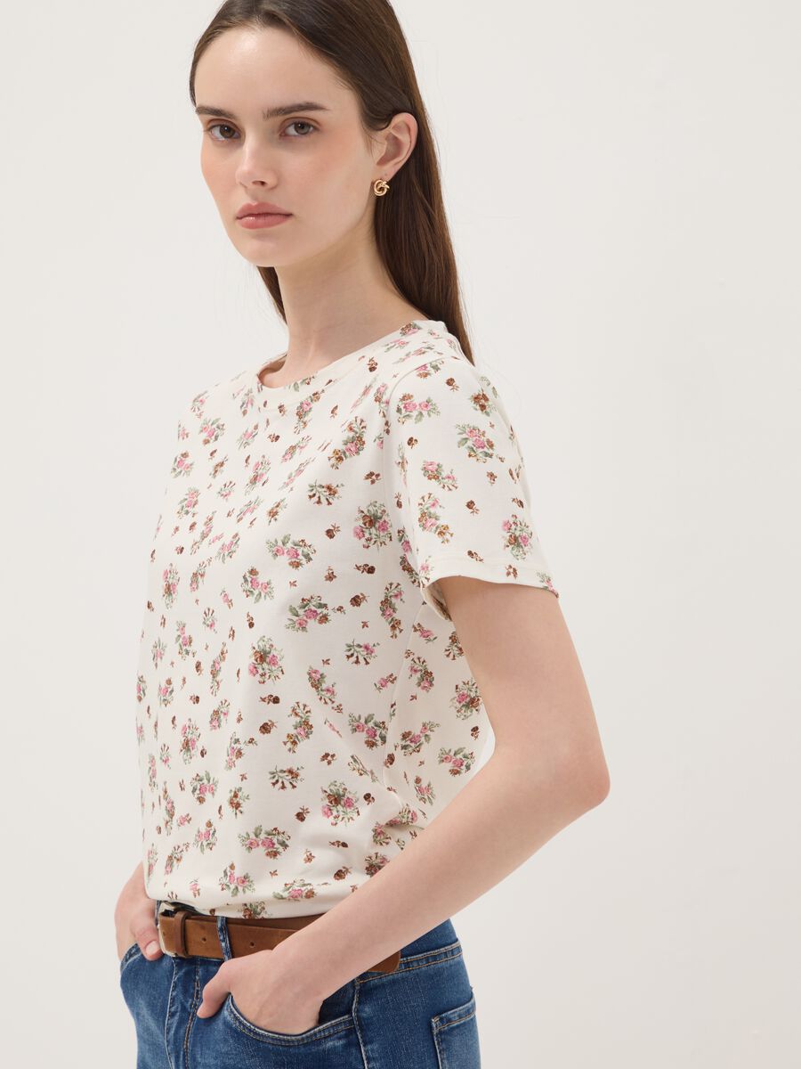 White floral stretch-cotton T-shirt, regular fit_2