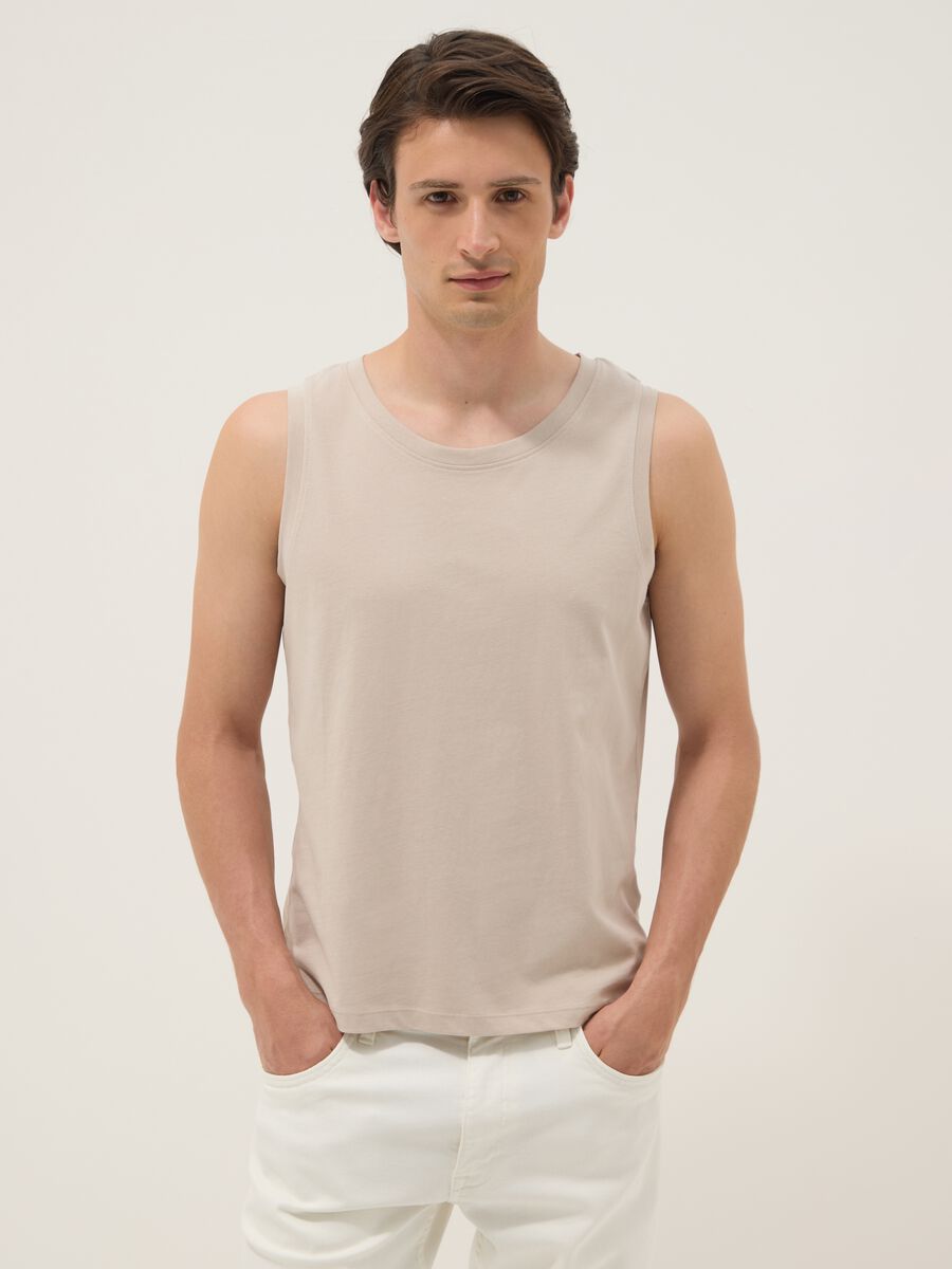 Beige crew-neck vest top in pure cotton, regular fit_1