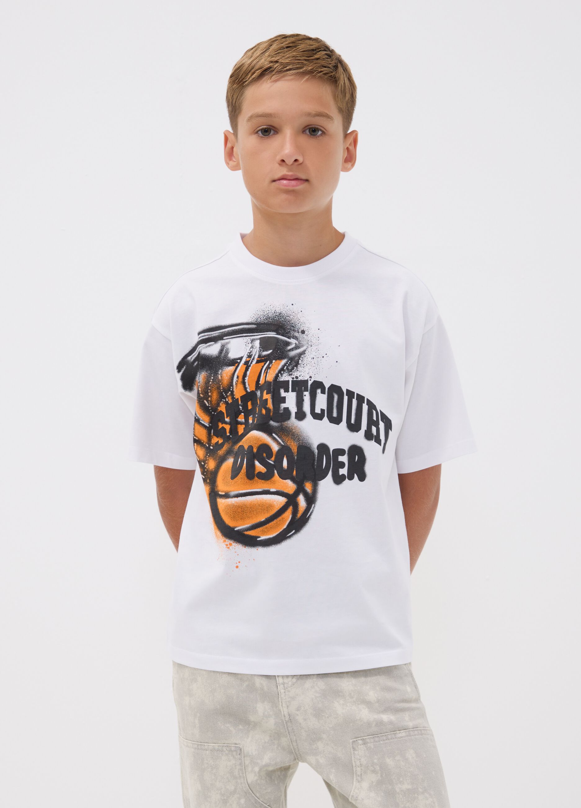 White pure cotton oversized T-shirt with basketball graphic print for boys