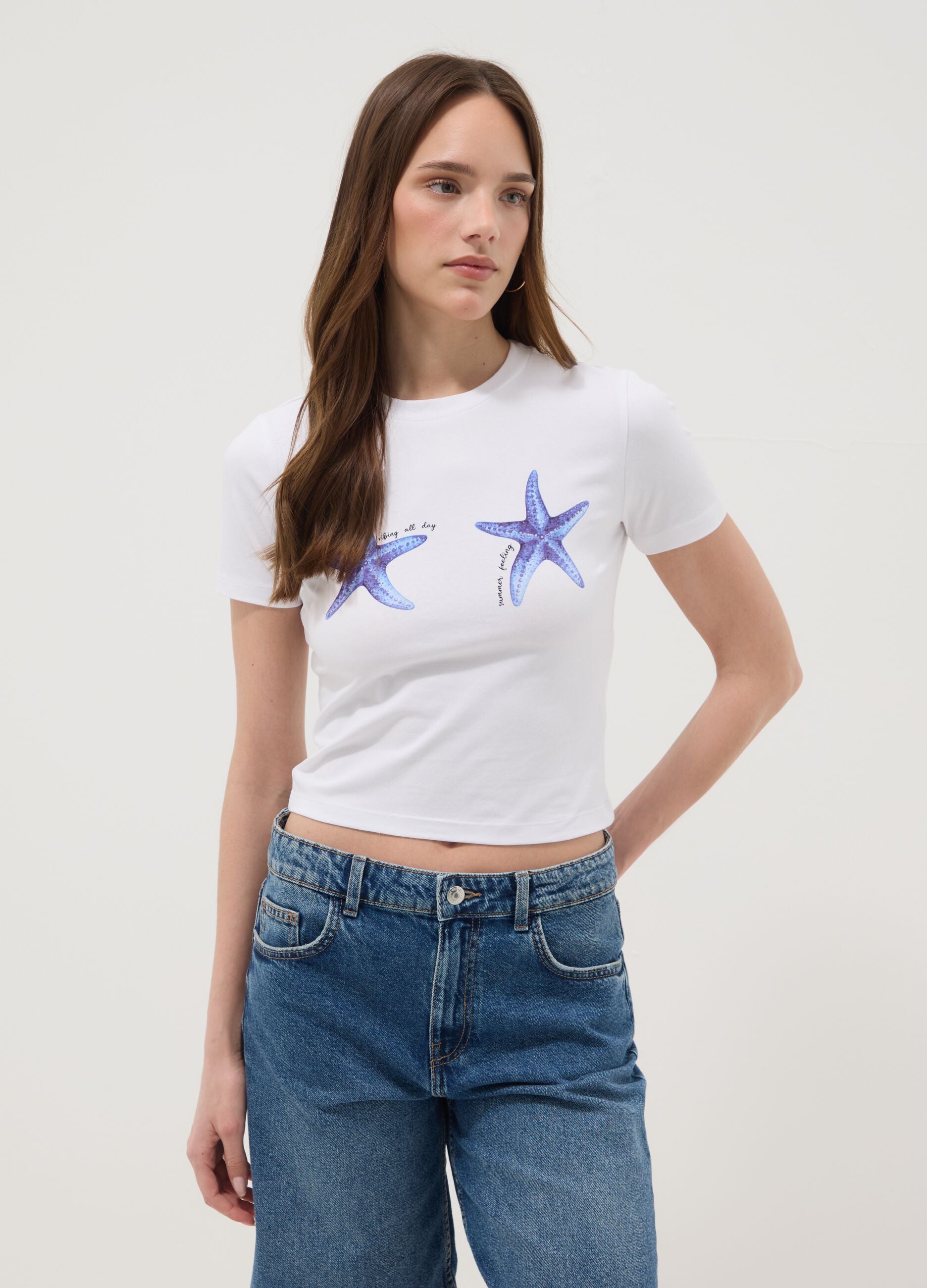 White regular fit stretch cotton t-shirt with starfish