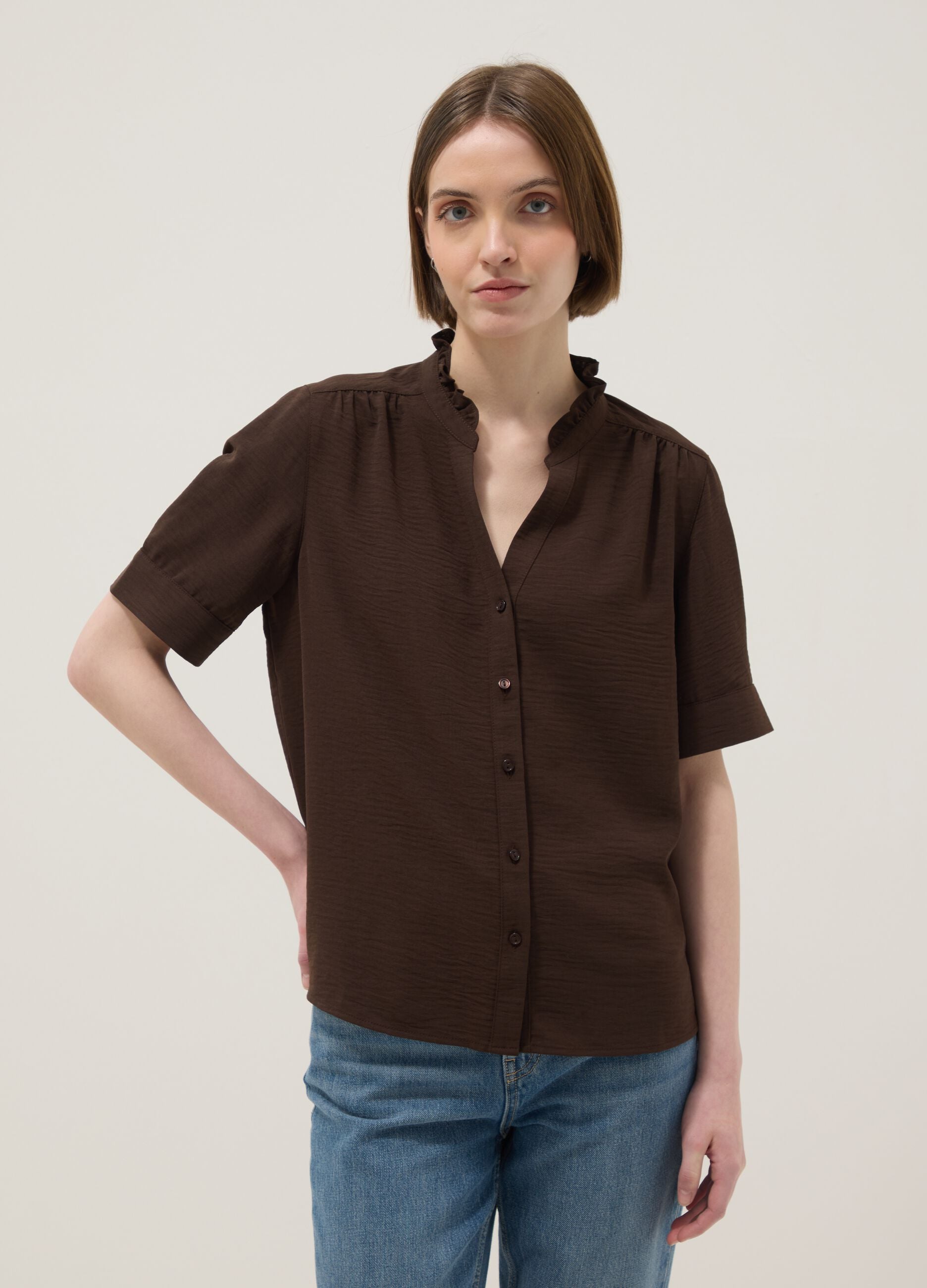 Brown regular-fit shirt with gathered collar