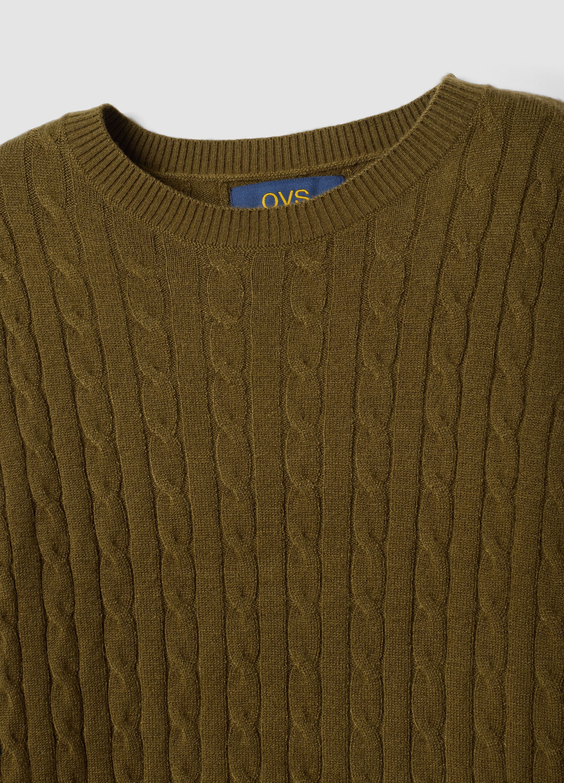 Olive green cable-knit crew neck jumper, regular fit