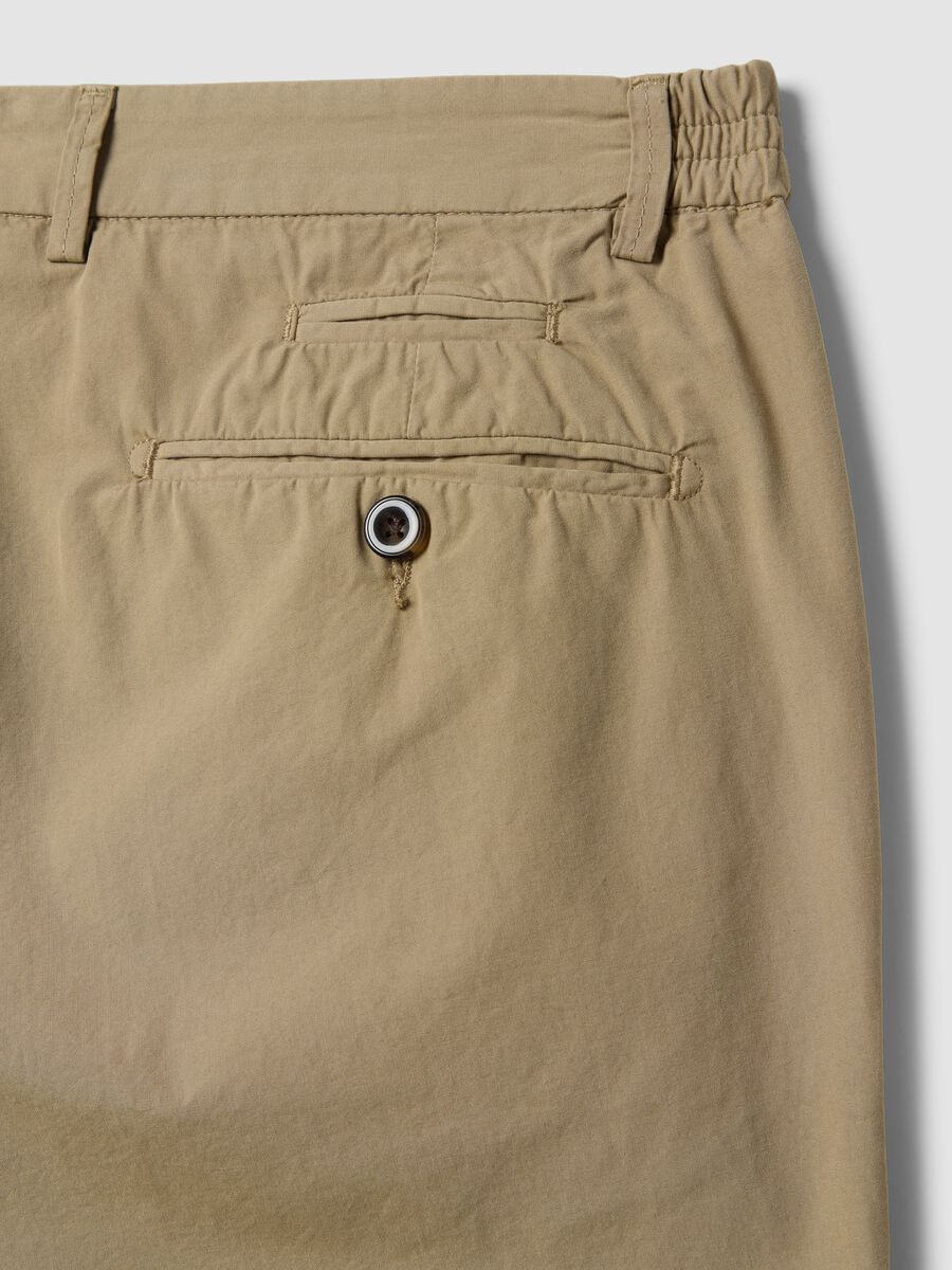 Pantaloni chino beige in puro cotone carrot fit_5