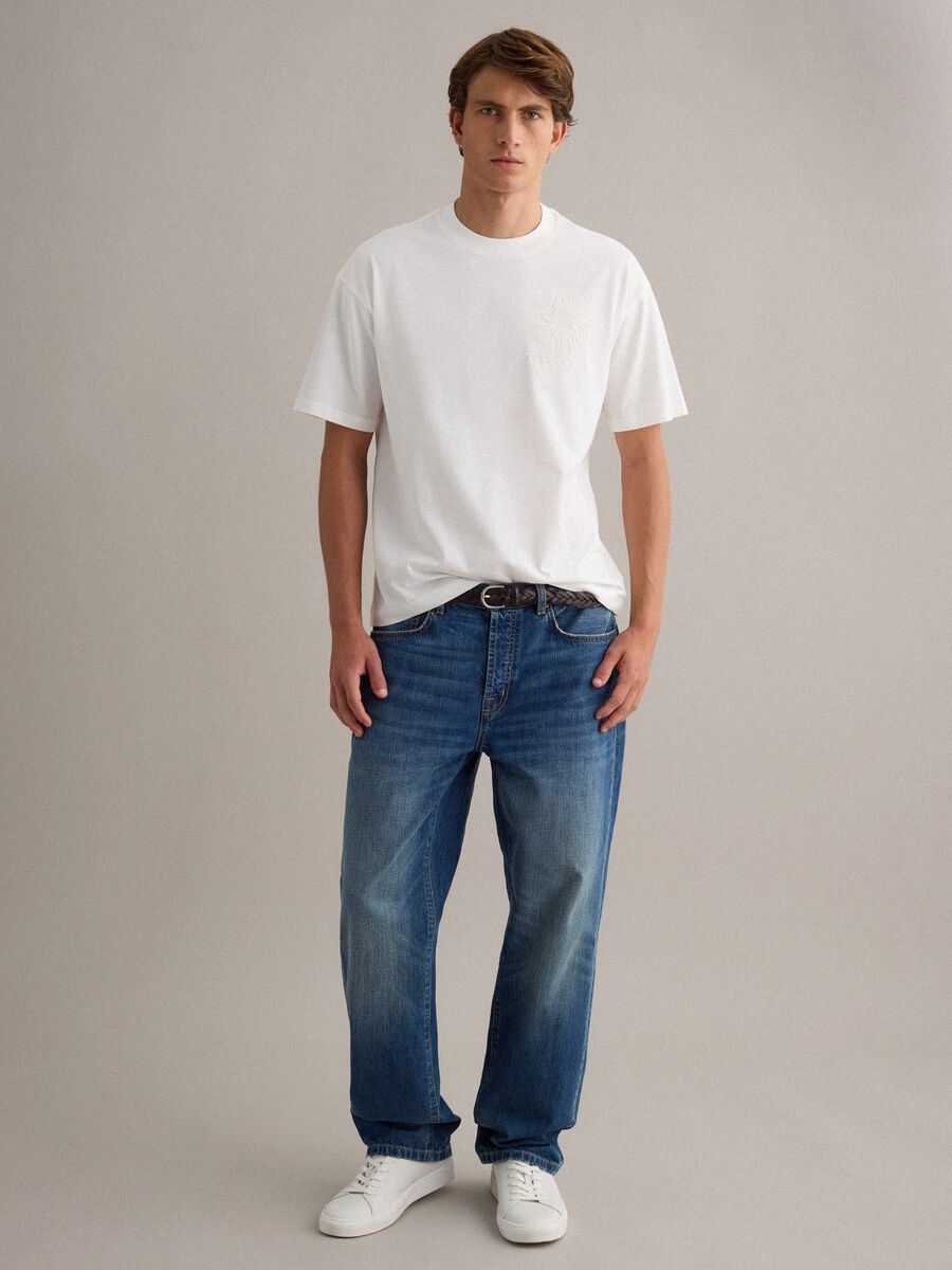 White pure cotton relaxed-fit T-shirt with embroidery_2