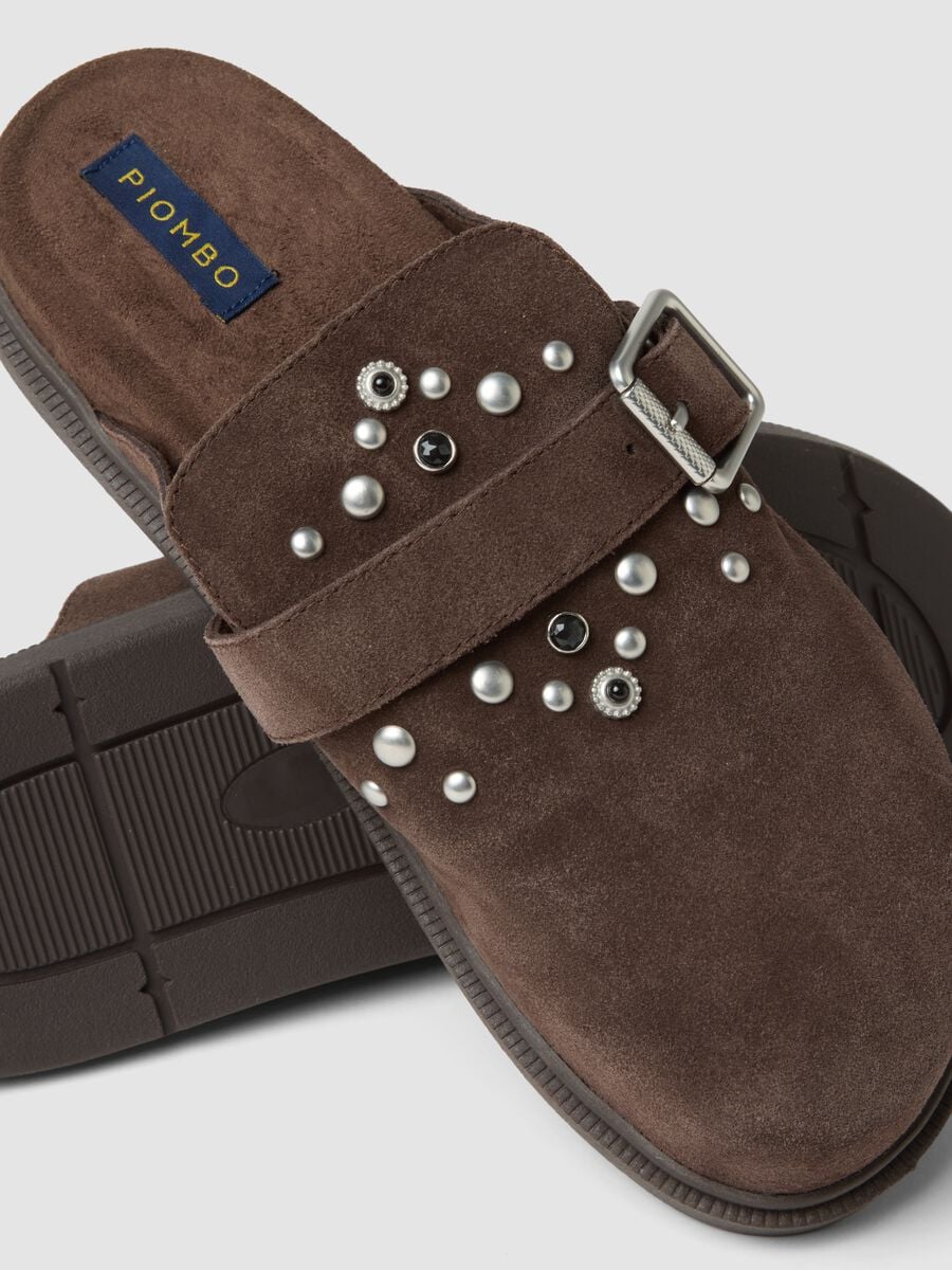 Brown genuine leather loafers with buckle and studs_1