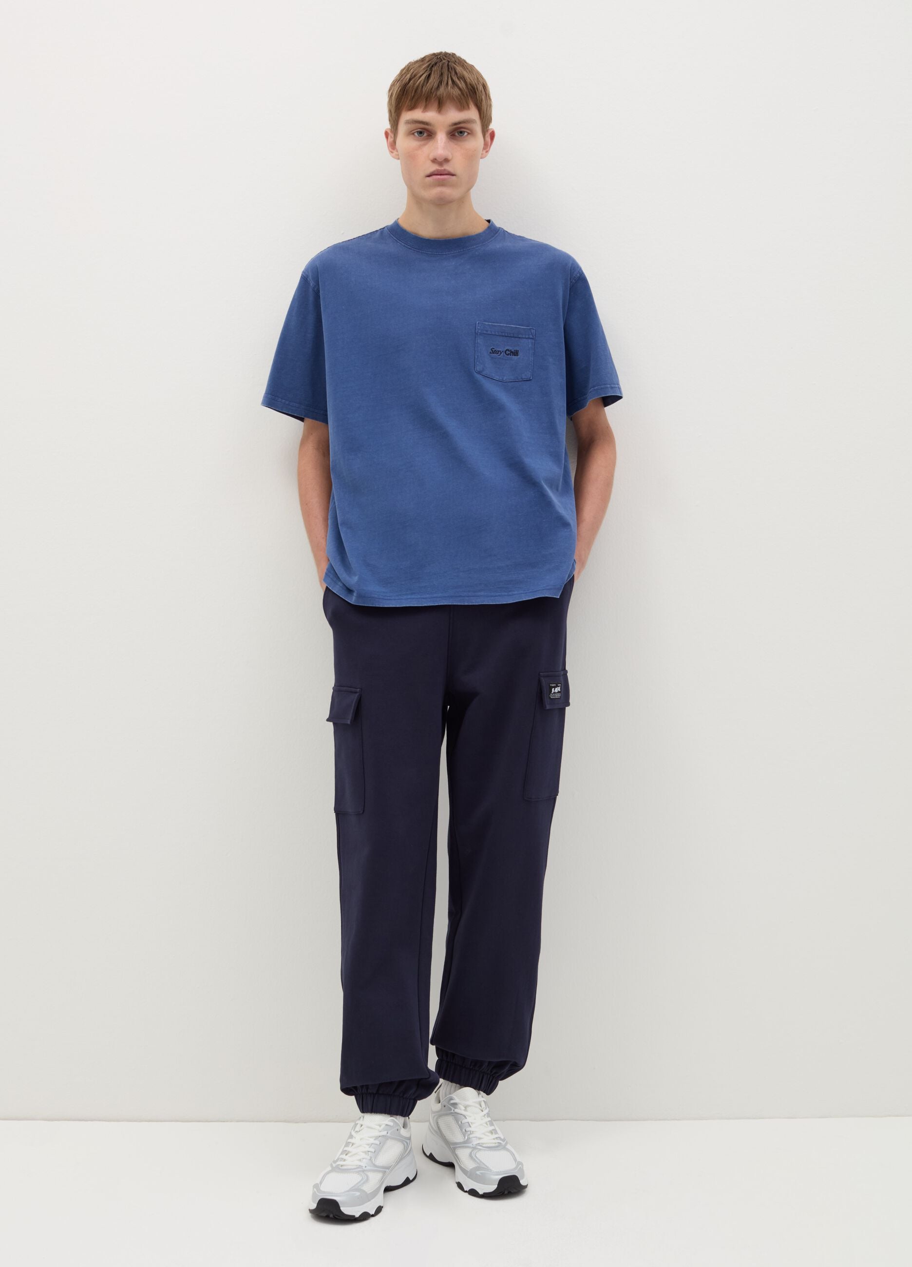 T-shirt with embroidered pocket