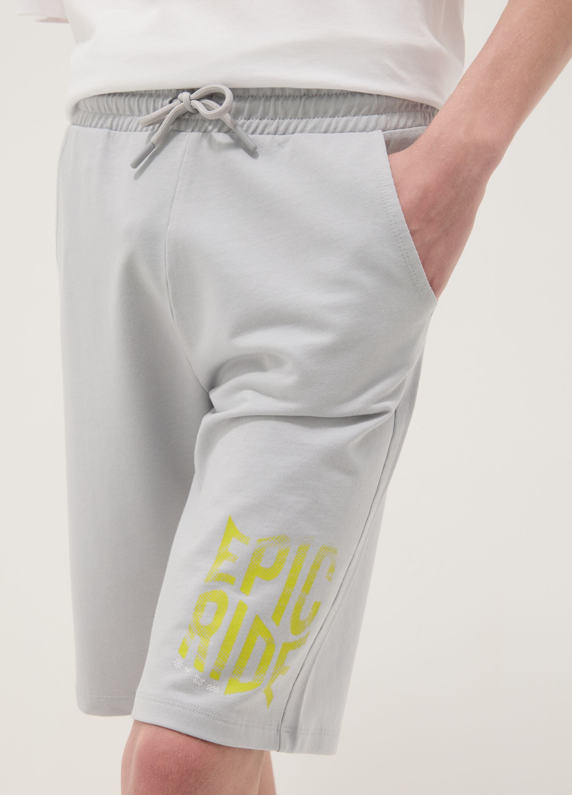 Grey pure cotton shorts with elasticated waist