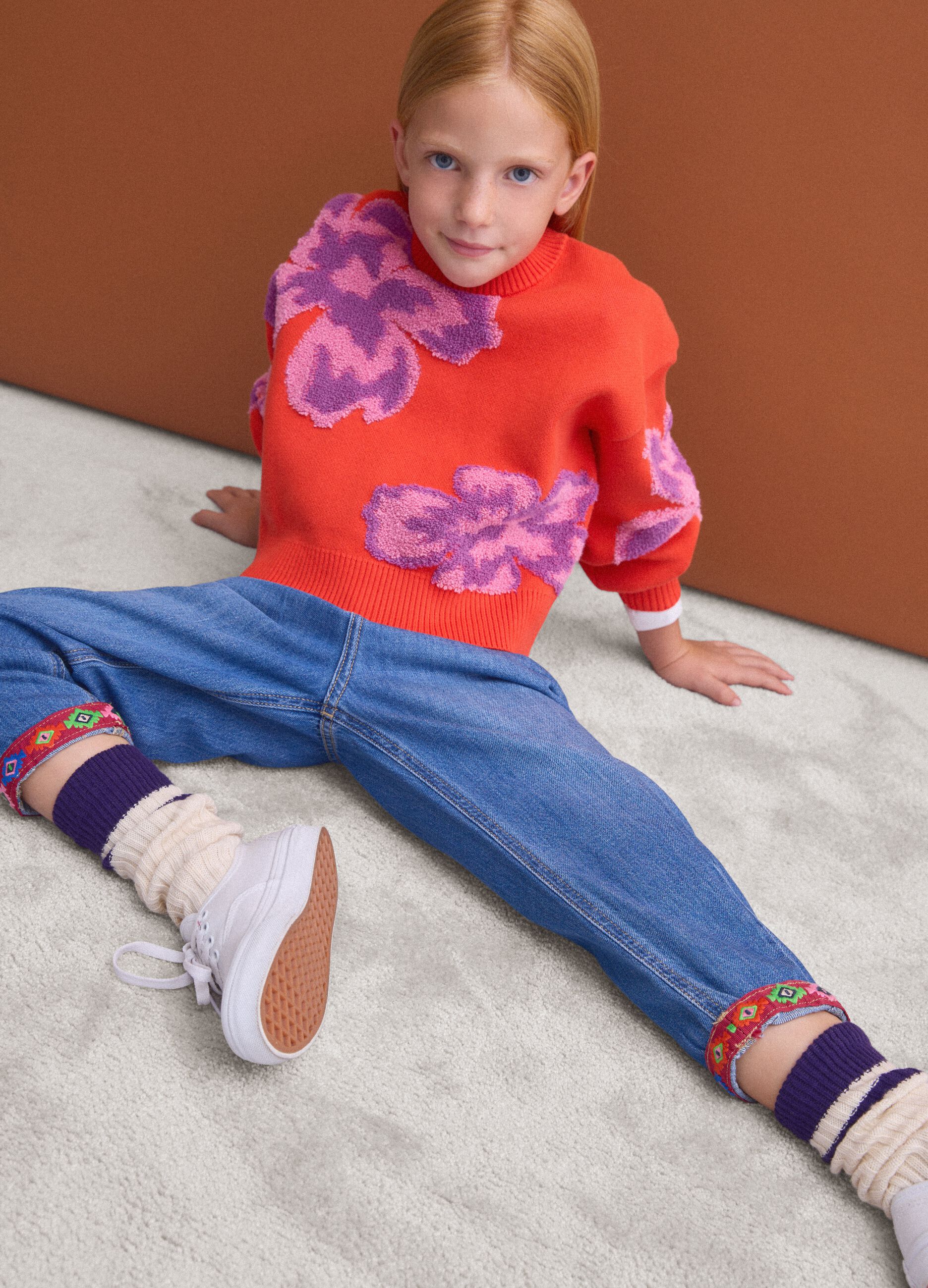 Red pure cotton crew-neck jumper with floral pattern for girls