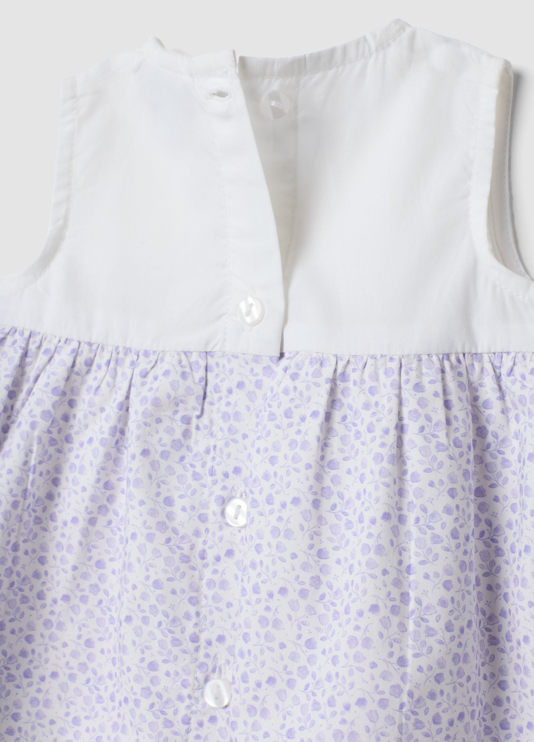 Completo bianco in puro cotone con abito e coulotte