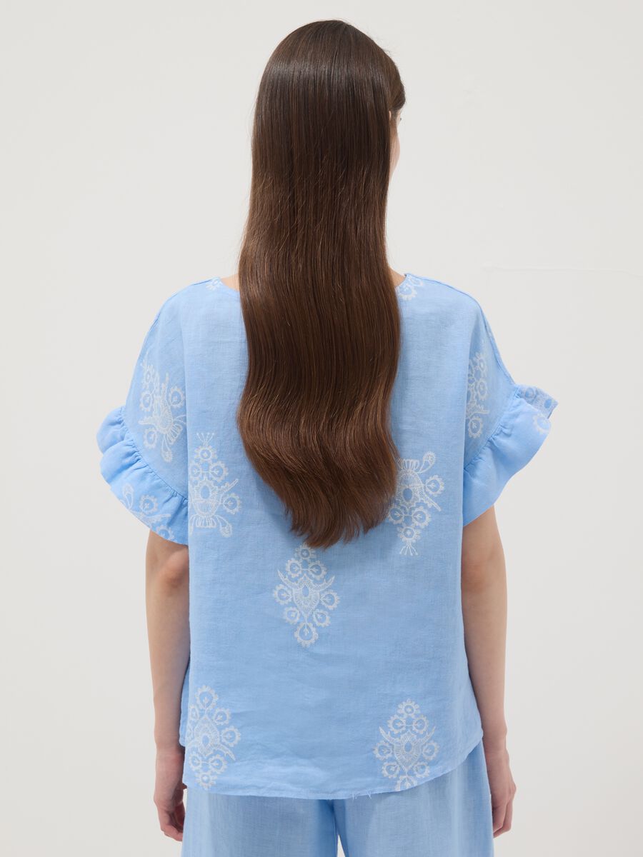 Light blue pure linen blouse with embroidery and ruffled sleeves, regular fit_3