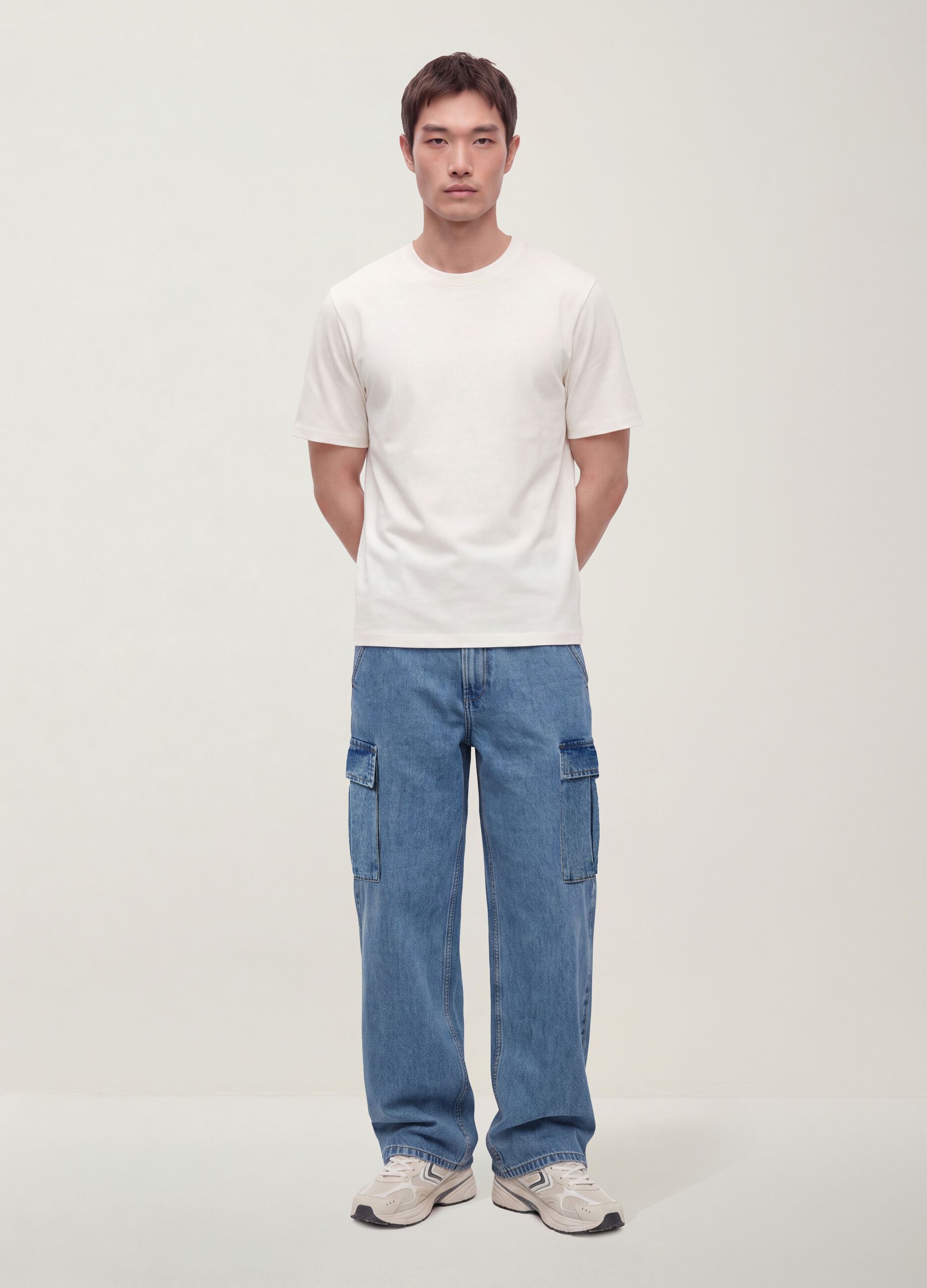 Blue pure cotton wide-leg cargo jeans