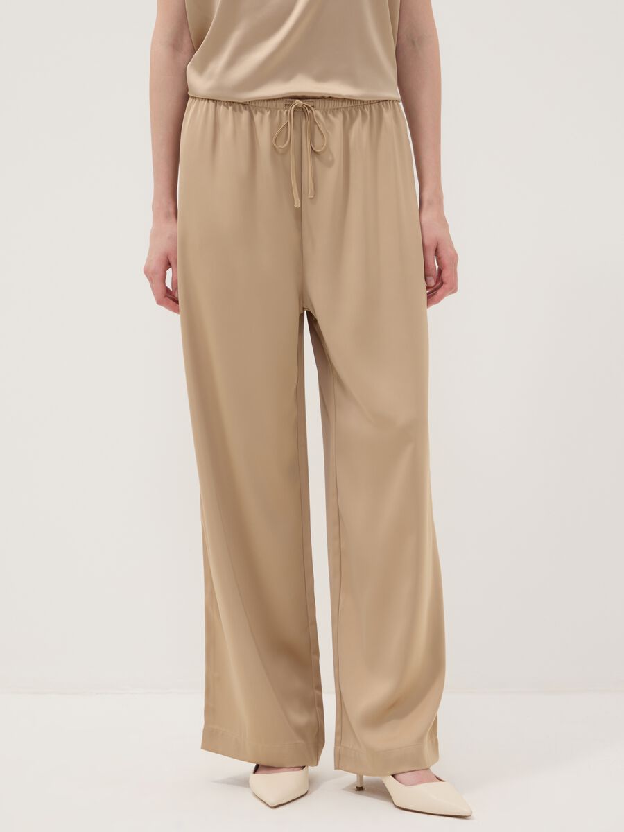 Beige wide-leg trousers with regular waist_1