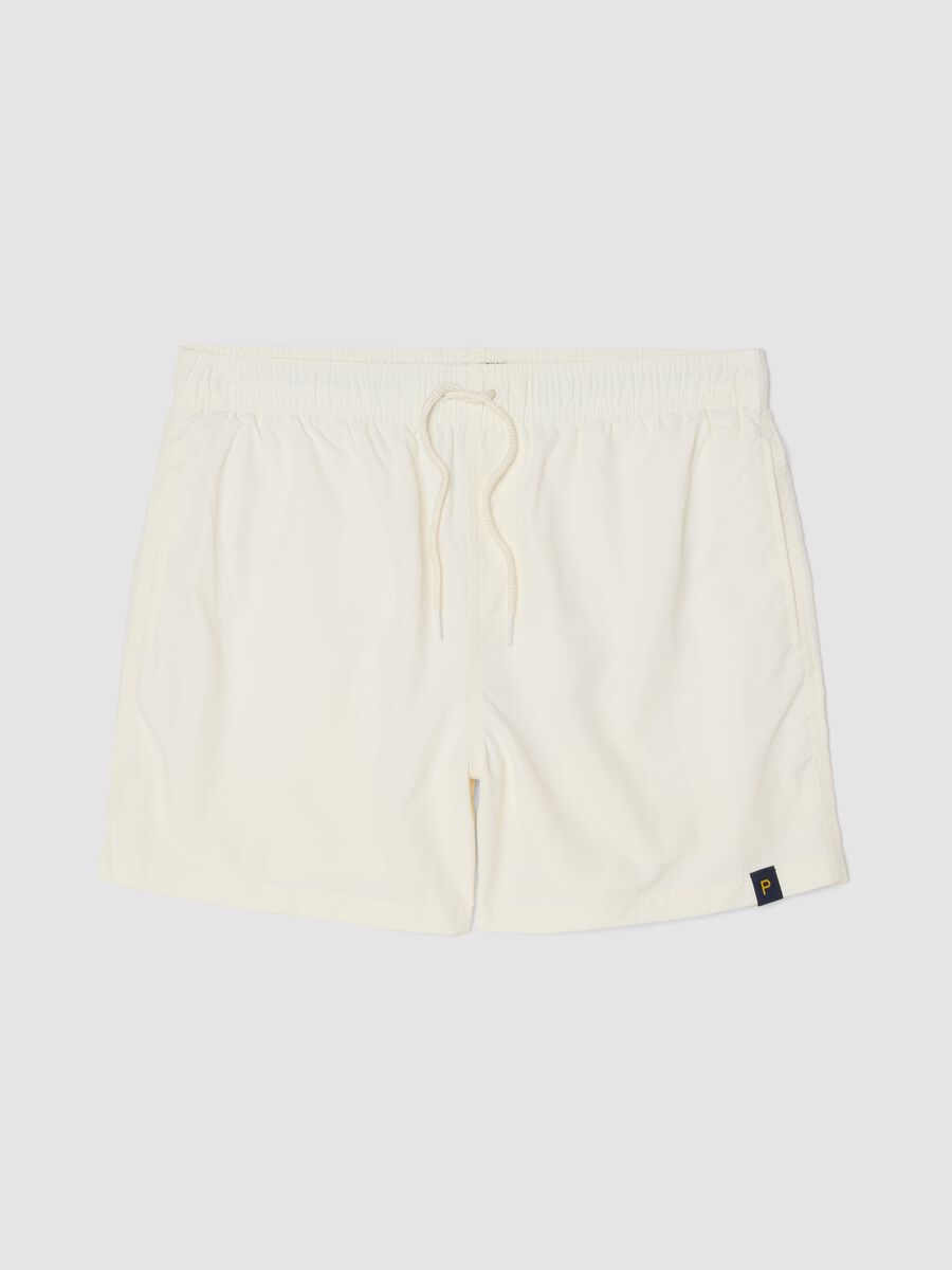 Boxer da mare bianco con vita elasticizzata e coulisse_4