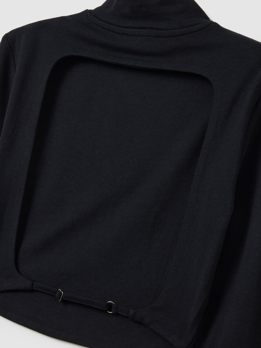 Backless Cropped Longsleeve Top Black_5