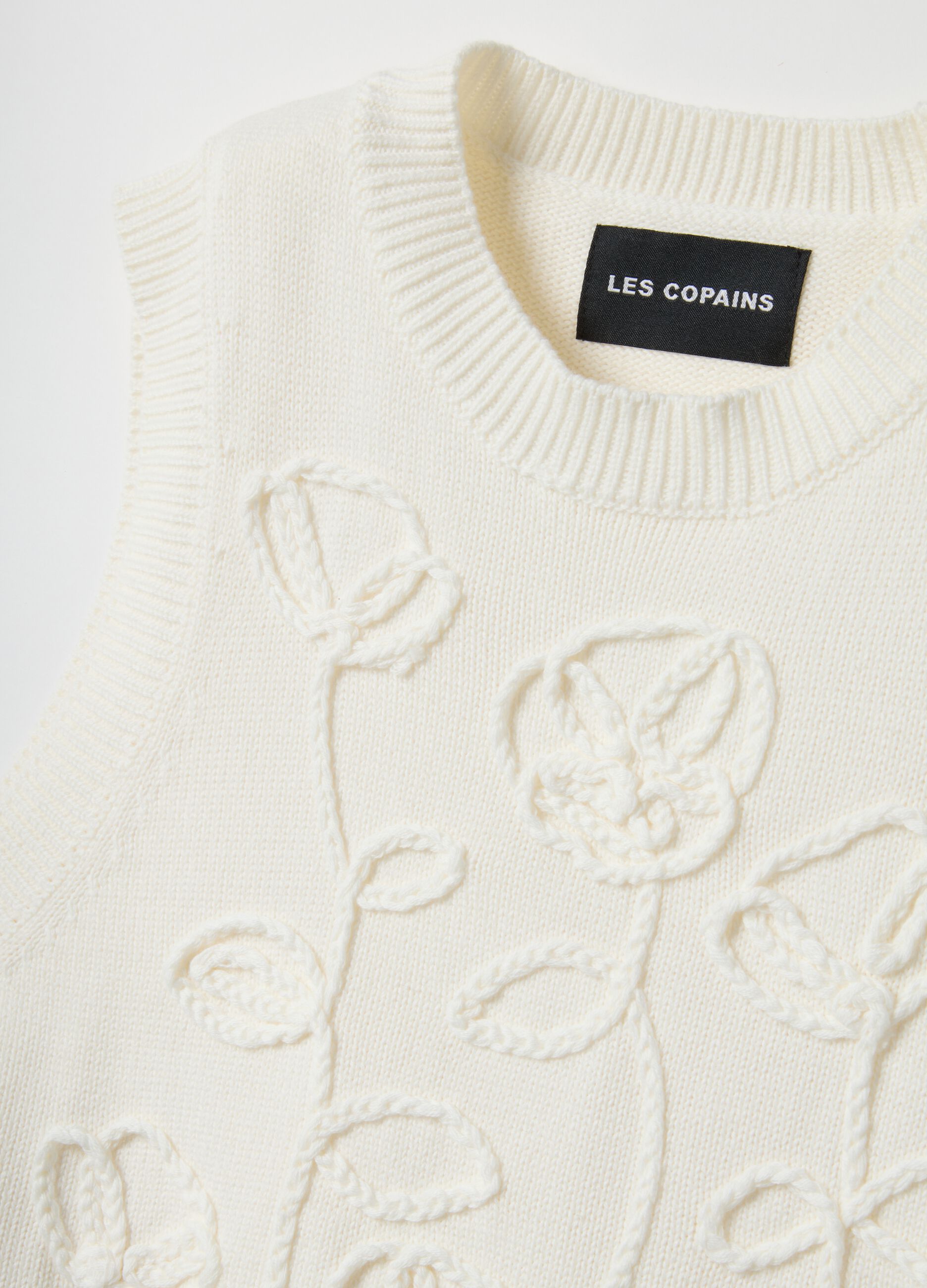 Regular fit pure white cotton gilet with floral design