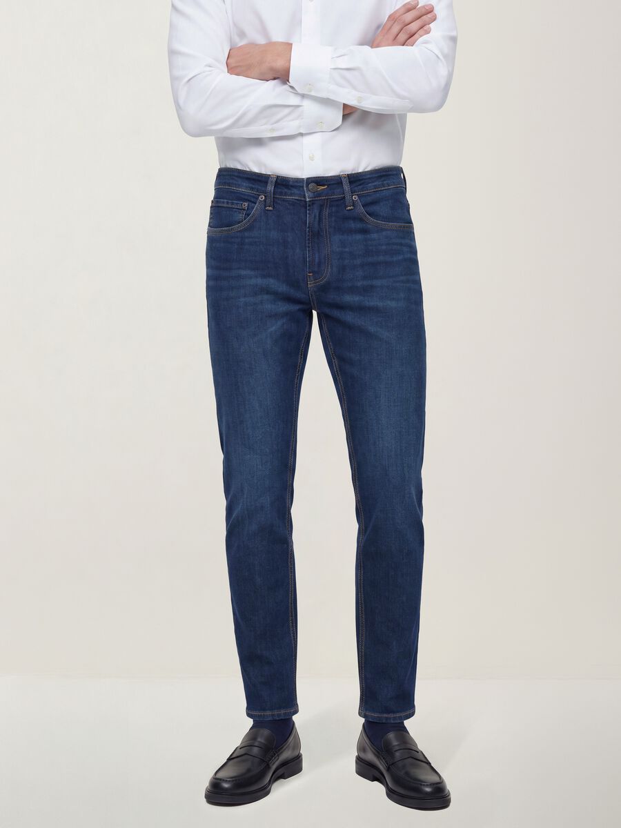 Slim fit dark-wash stretch cotton jeans_1