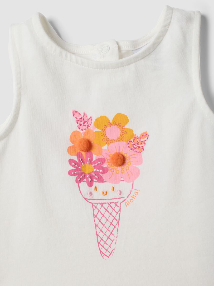 Tank top bianco in cotone elasticizzato con stampa floreale per bimba fitted_2