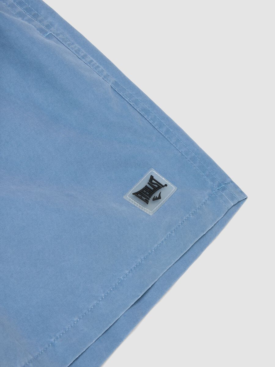 Blue swim shorts with drawstring waist_5