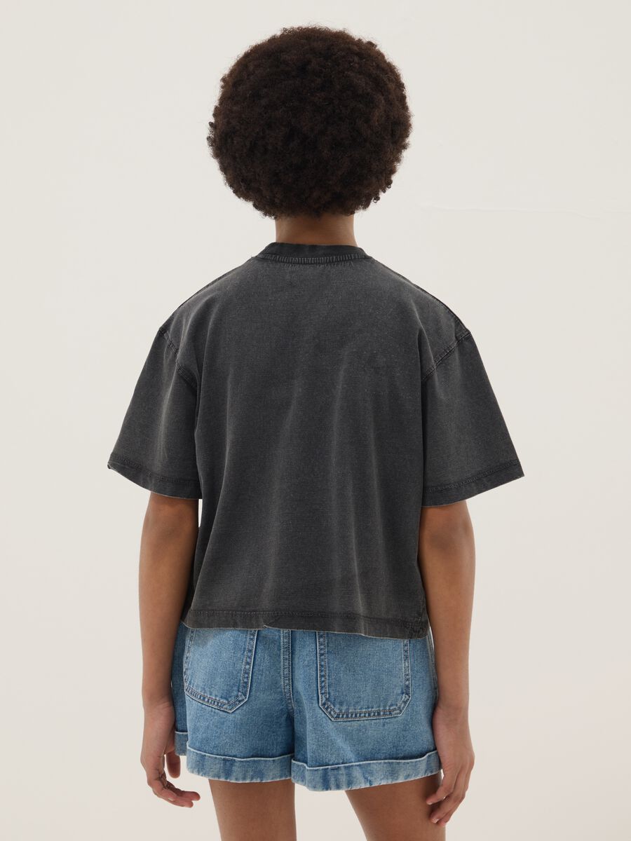 T-shirt in puro cotone grigia da ragazza oversize fit_1
