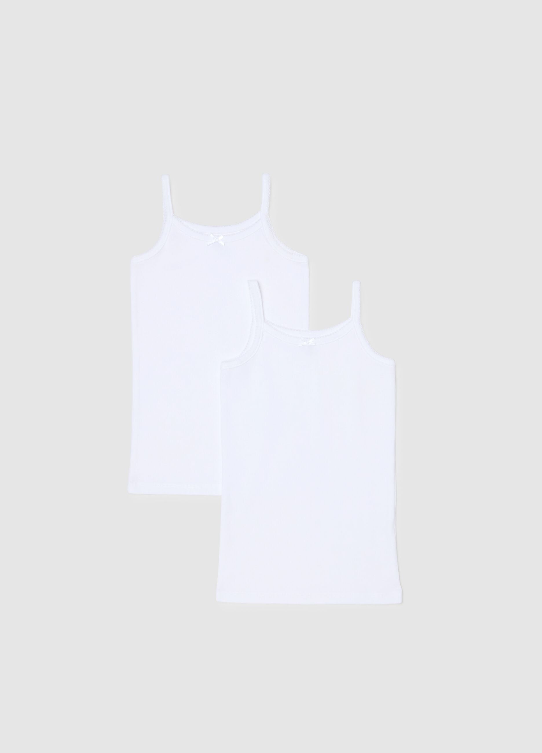 Twin pack of white girls' vests in pure cotton regular fit