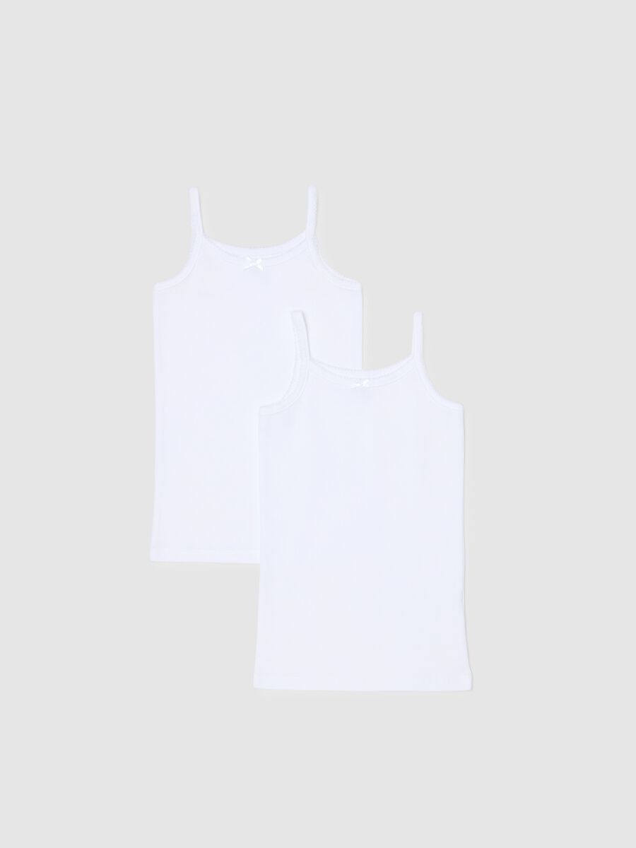 Twin pack of white girls' vests in pure cotton regular fit_0