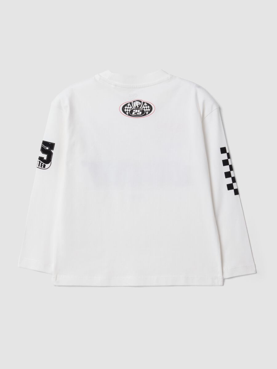 T-shirt bianca in puro cotone con girocollo stampa racing per bambino_1