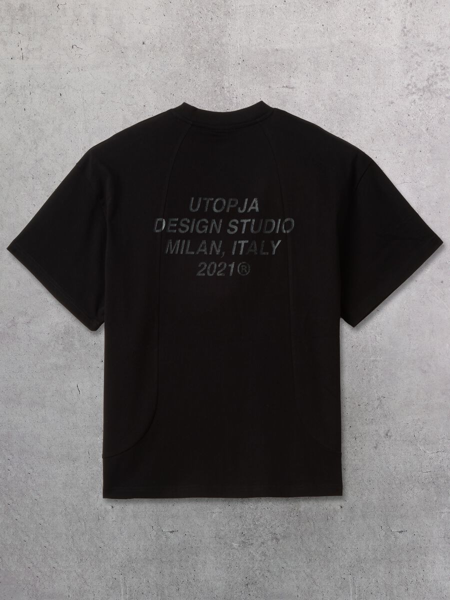 Graphic Pocket T-shirt Black_6