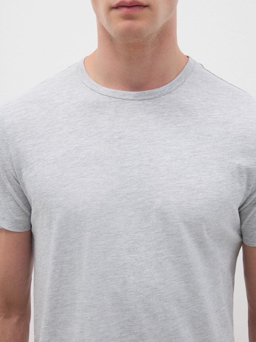 Men's grey pure cotton regular fit t-shirt_1