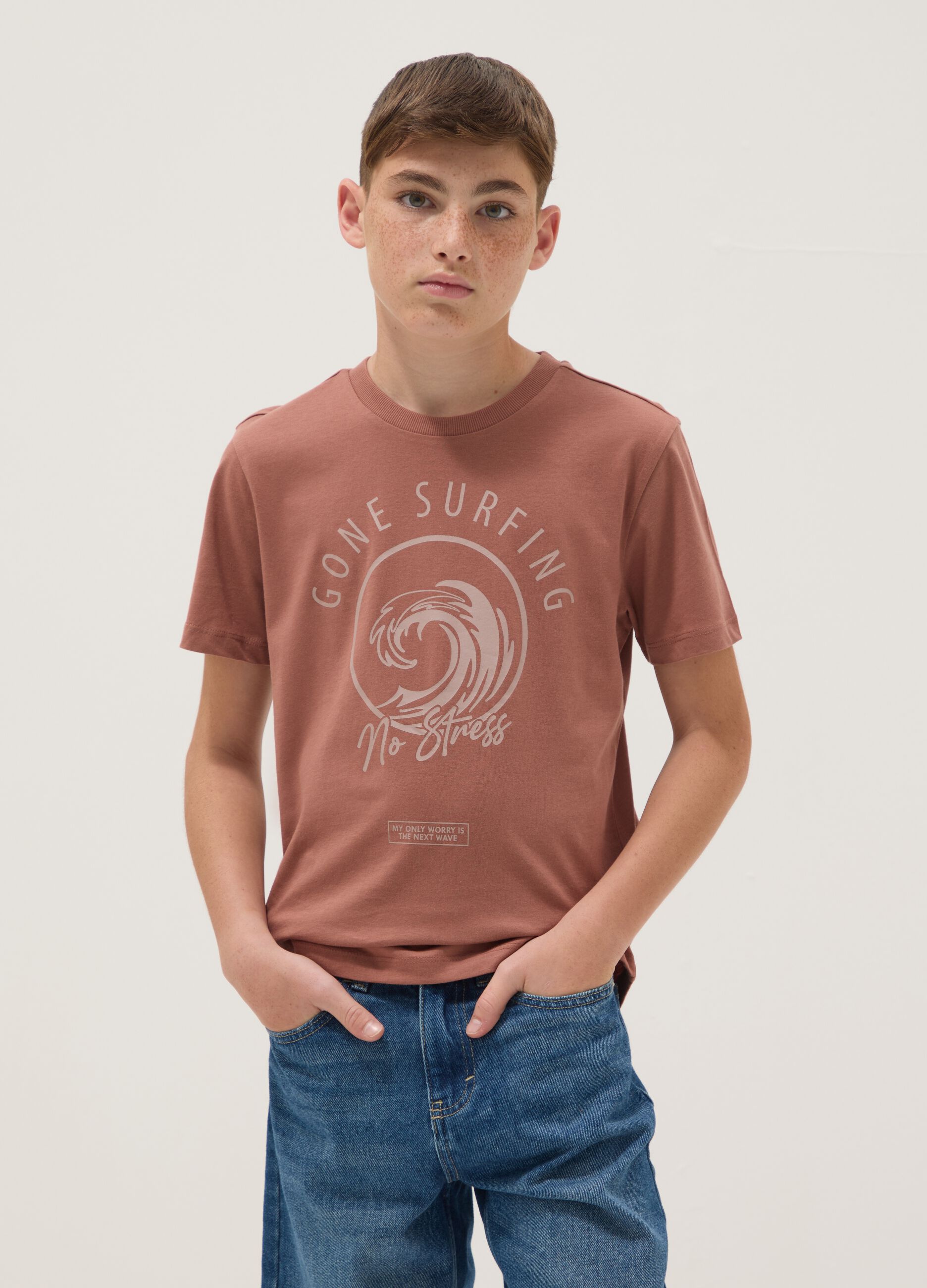 Brown short-sleeve organic cotton T-shirt for boys