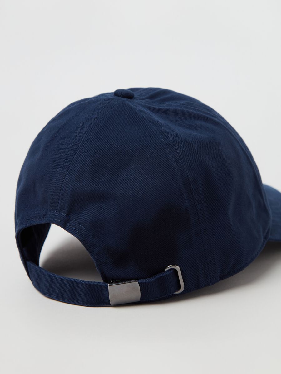 Baseball cap with Athletics logo embroidery_1