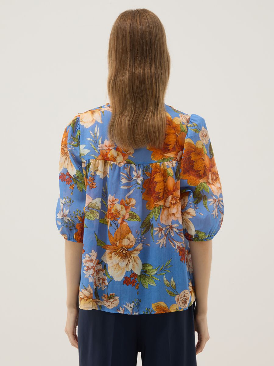 Blue floral blouse in pure cotton_3