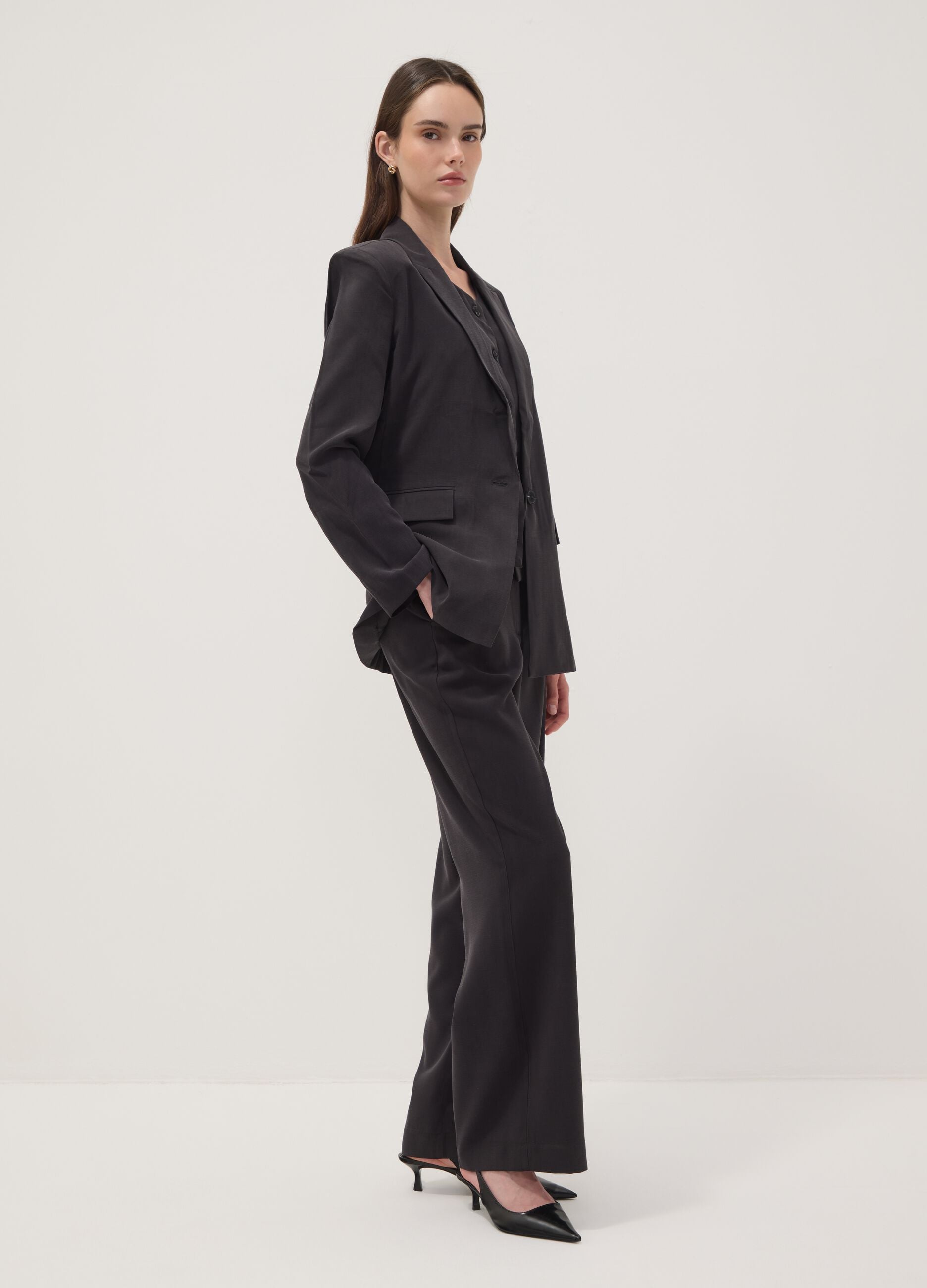 Black regular-fit viscose-blend blazer
