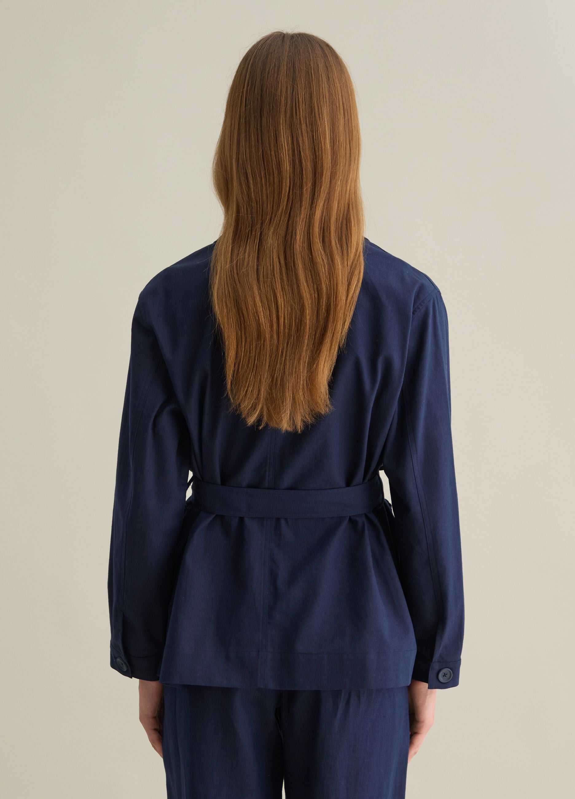 Women&rsquo;s blue regular-fit jacket in cotton and linen blend