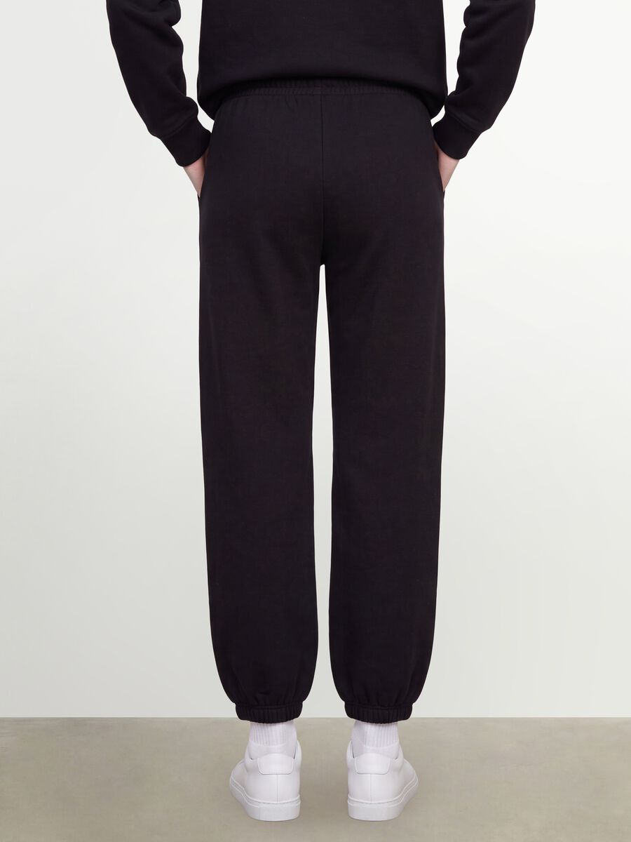 Black cotton-blend joggers with elasticated waist, regular fit_3