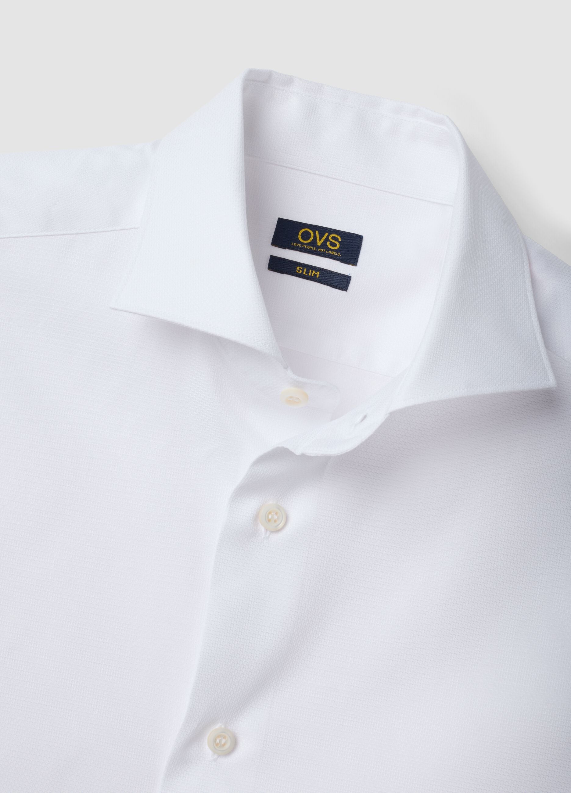 White shirt in pure compact cotton with slim-fit French collar