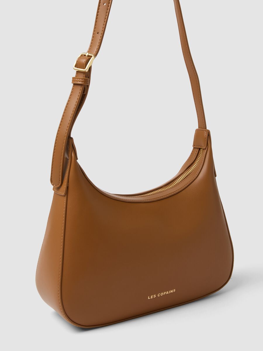 Borsa a spalla marrone dal design minimal_2